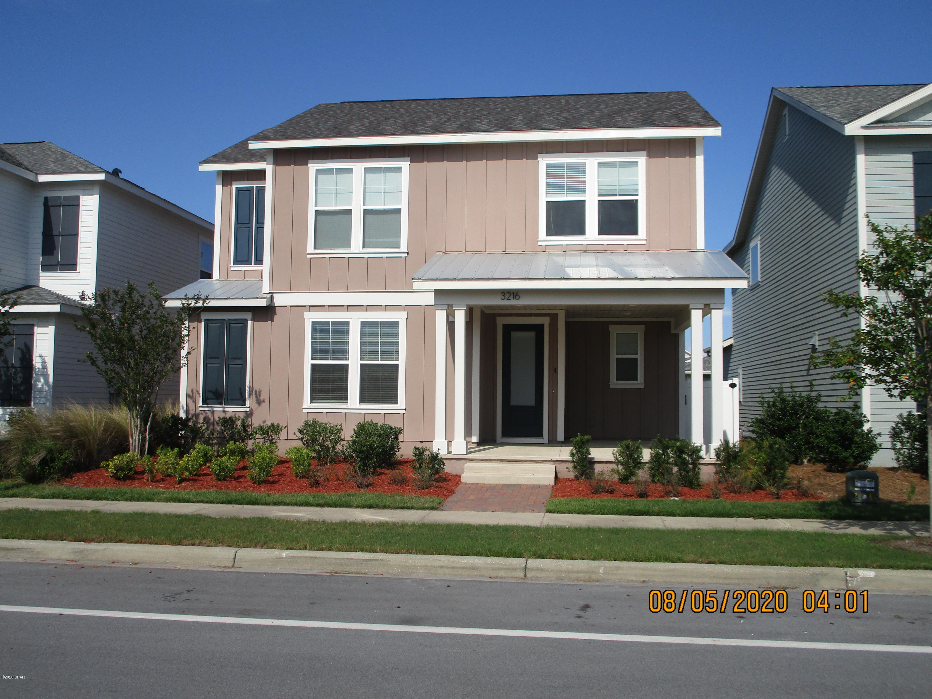 Beautiful 3/2.5 home in SweetBay. Bay access, parks, and University Academy within the subdivision. All property sizes and ages are approximate, please measure and/or verify if important.

School assignments are subject to change, please check with Bay County for most accurate information.

Deposit is the same as the rent.