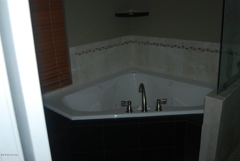 Baywood Shores Est Unit 2 - Residential Lease