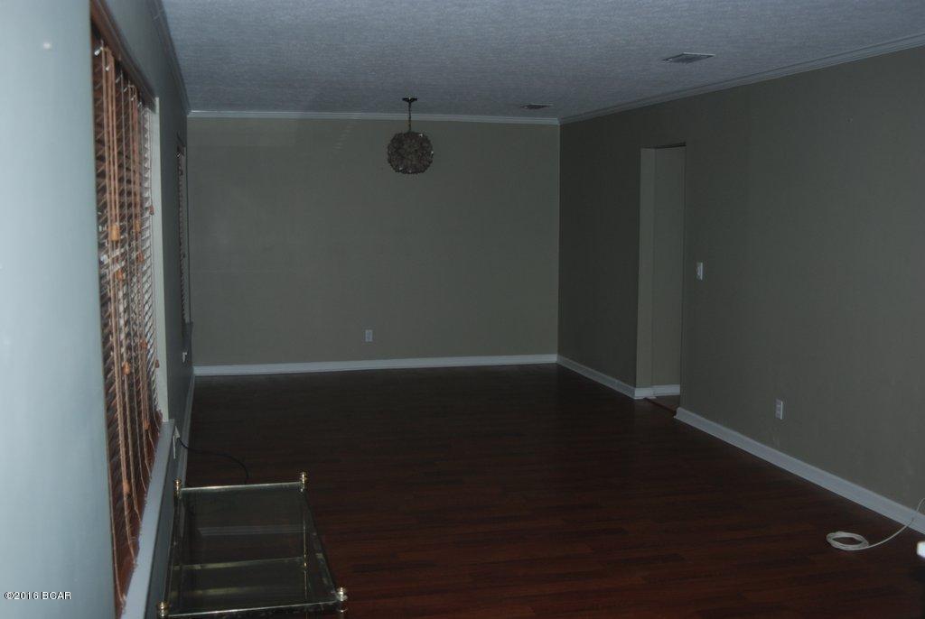 Baywood Shores Est Unit 2 - Residential Lease