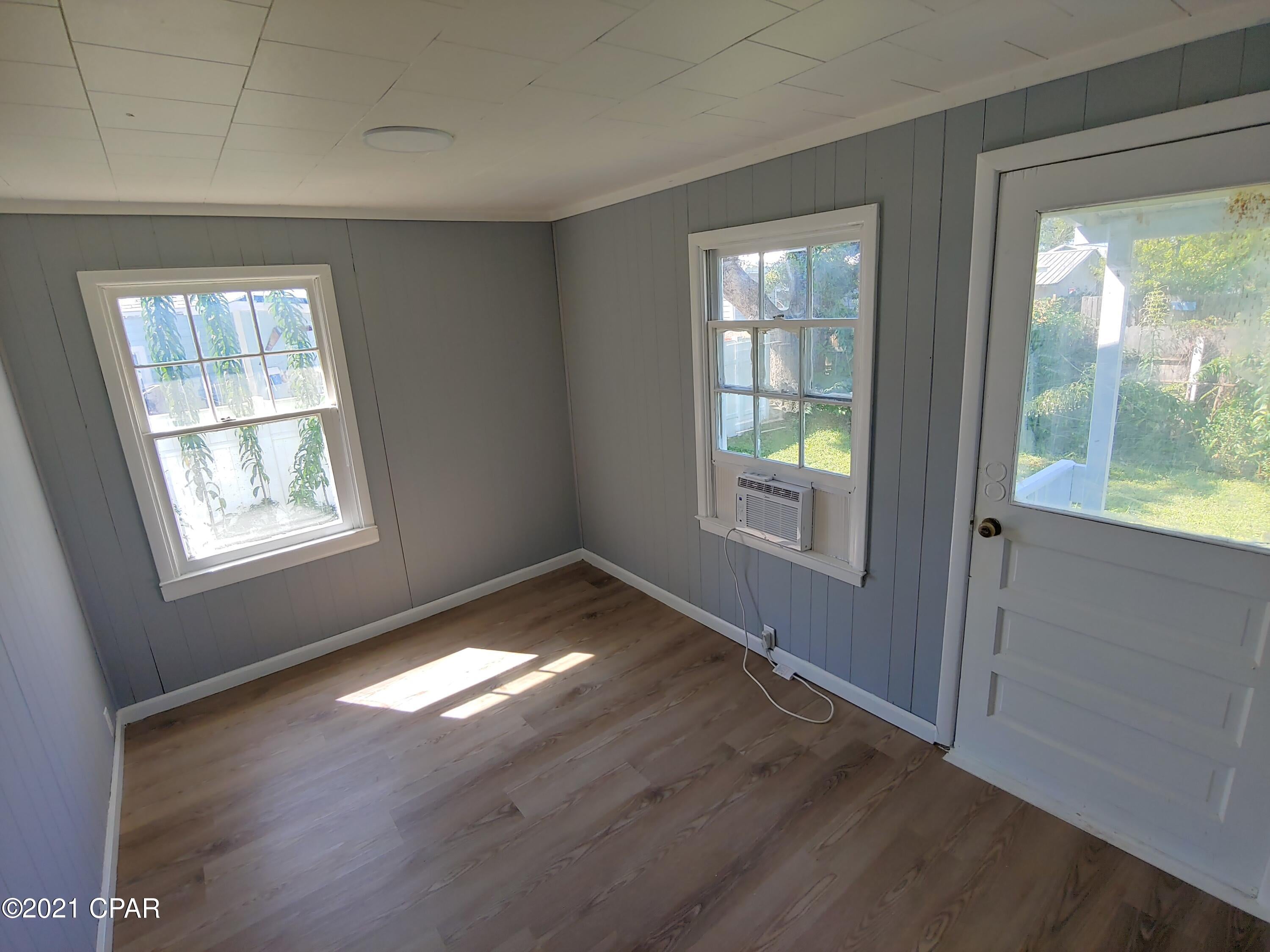Keiths Bay Harbor Add - Residential