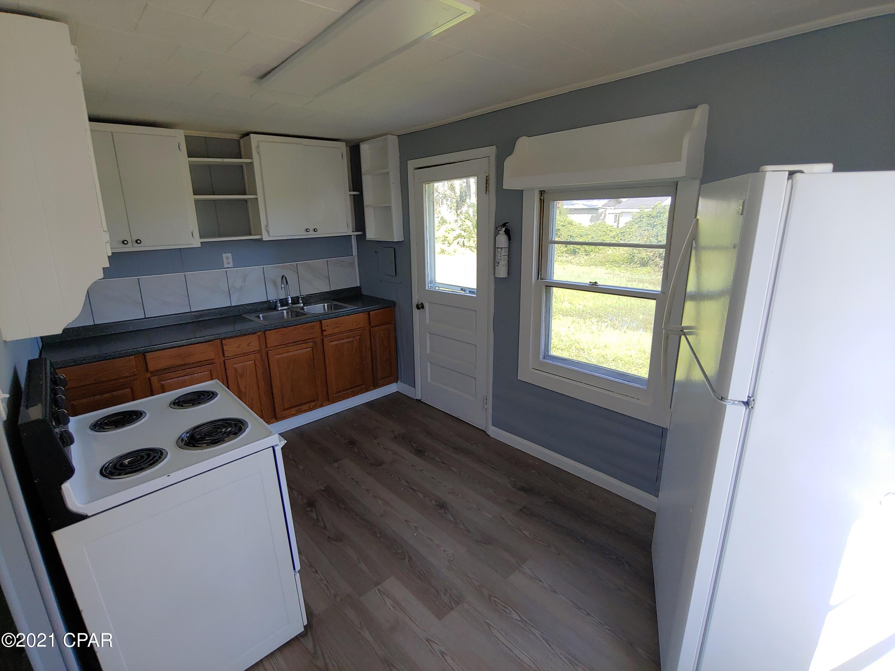 Keiths Bay Harbor Add - Residential