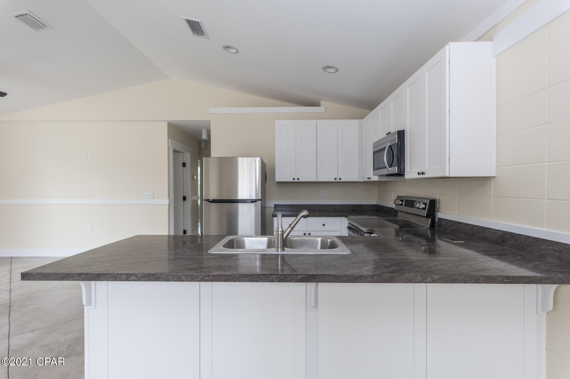 South Caravana Manor - Residential