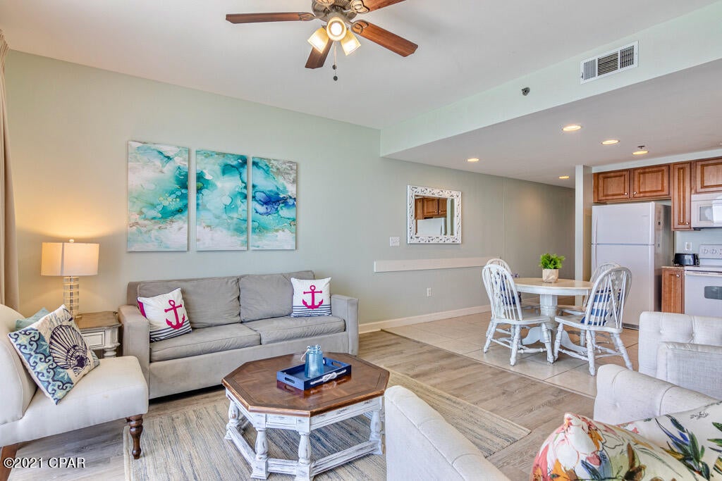 Splash Condo - Residential