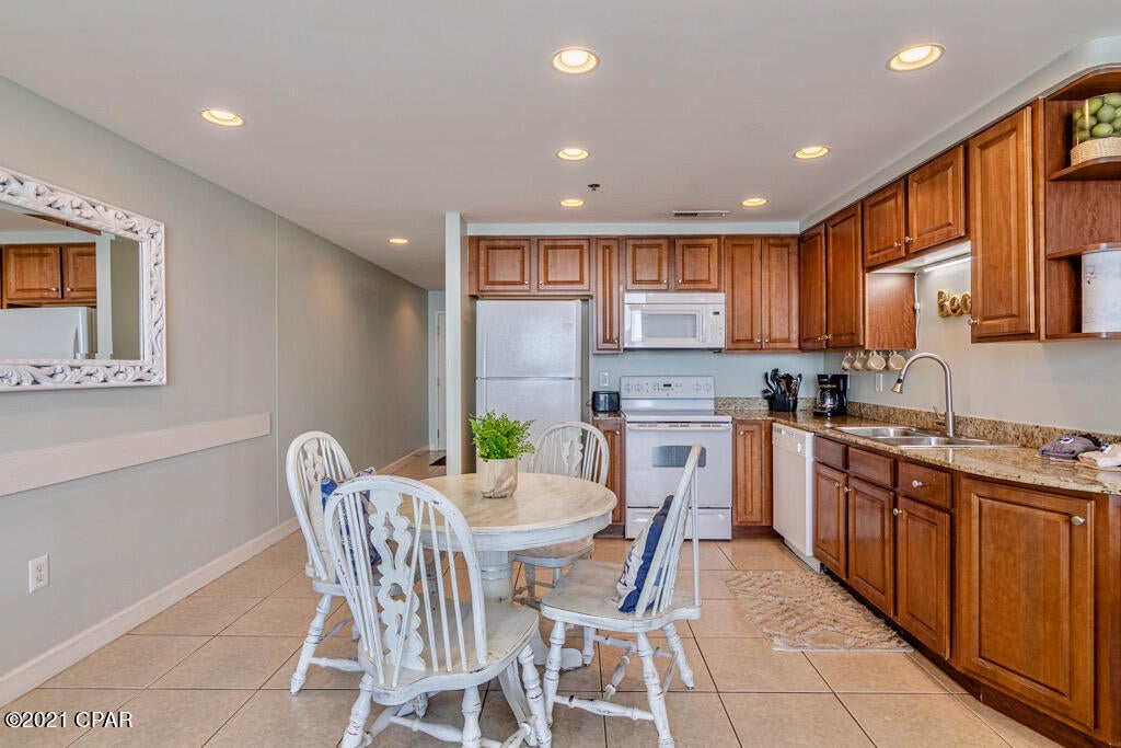 Splash Condo - Residential