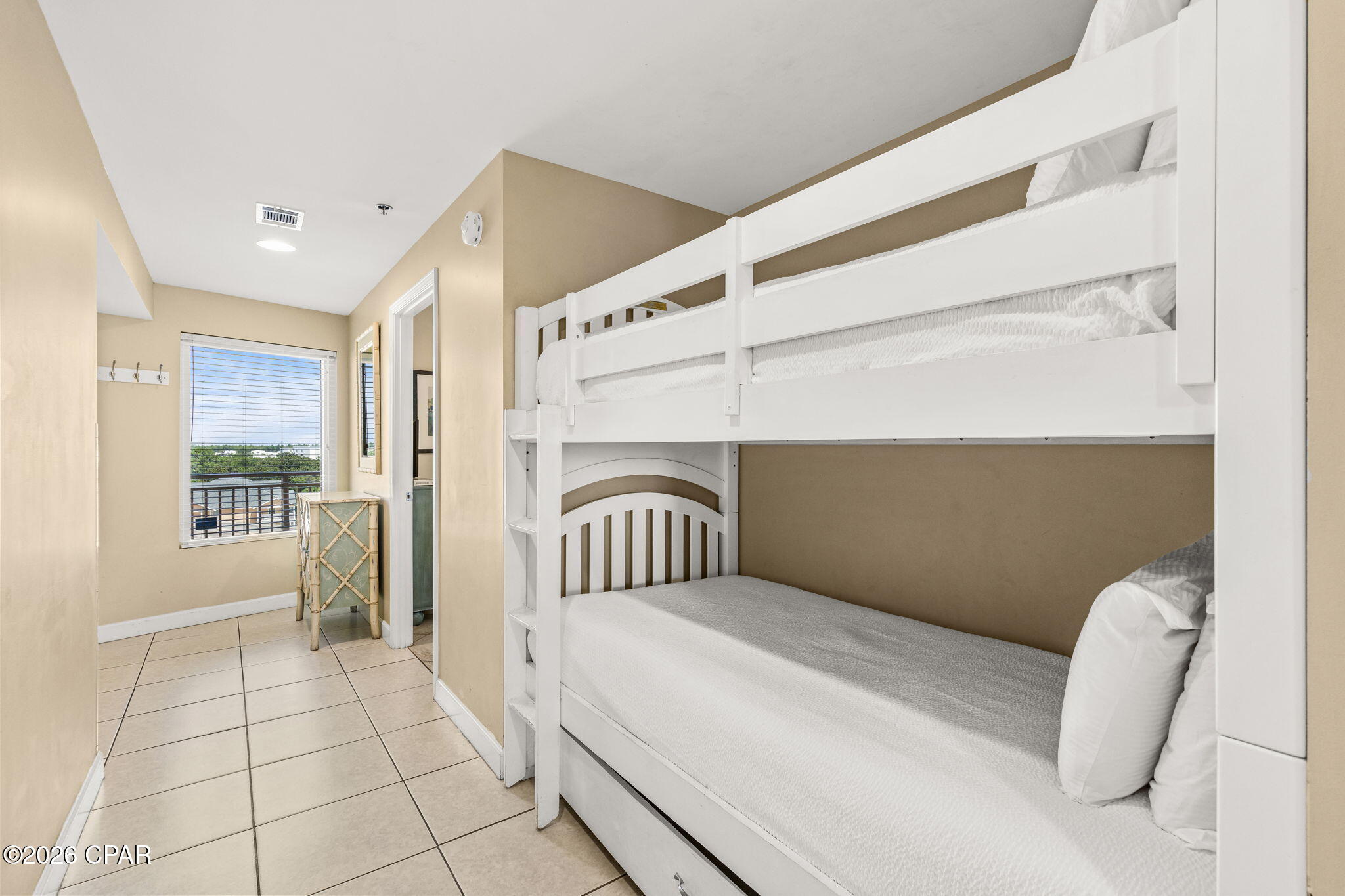 Splash Condo - Residential