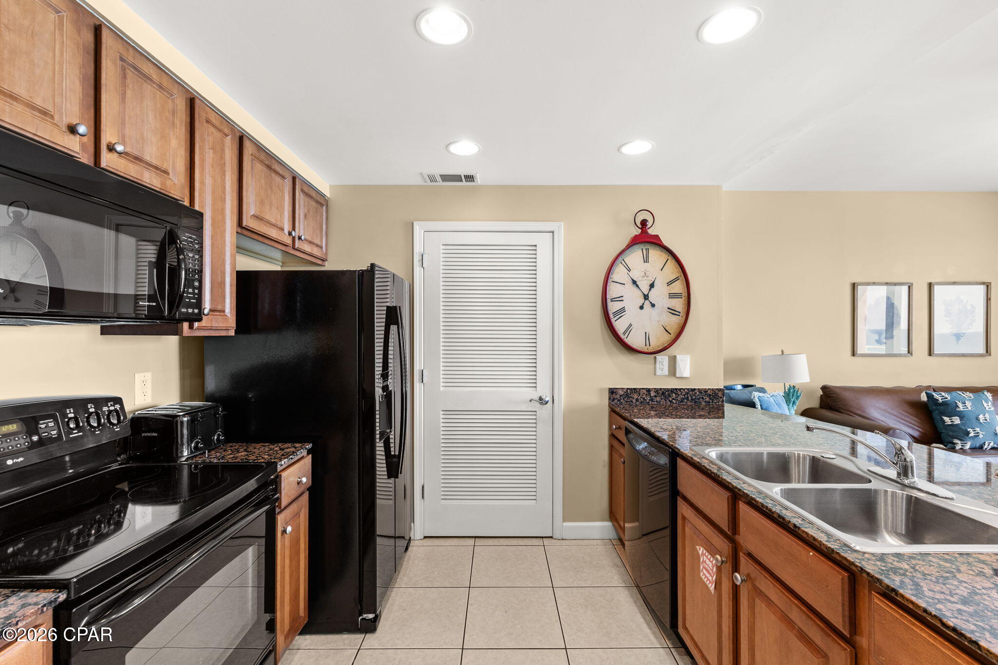 Splash Condo - Residential