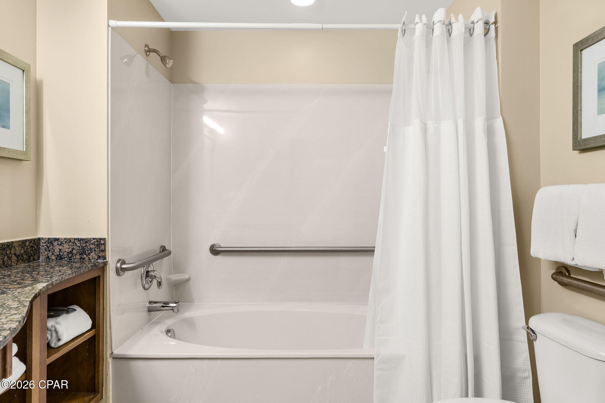 Splash Condo - Residential