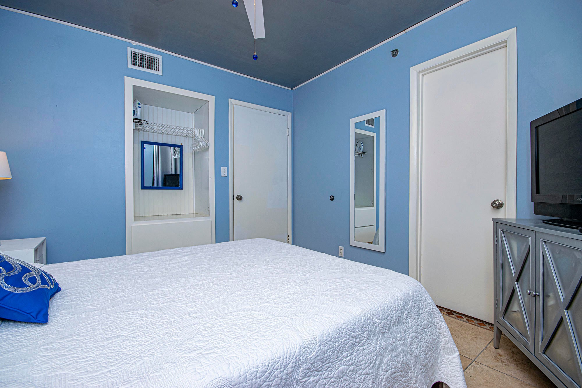 Sunbird Condo - Residential