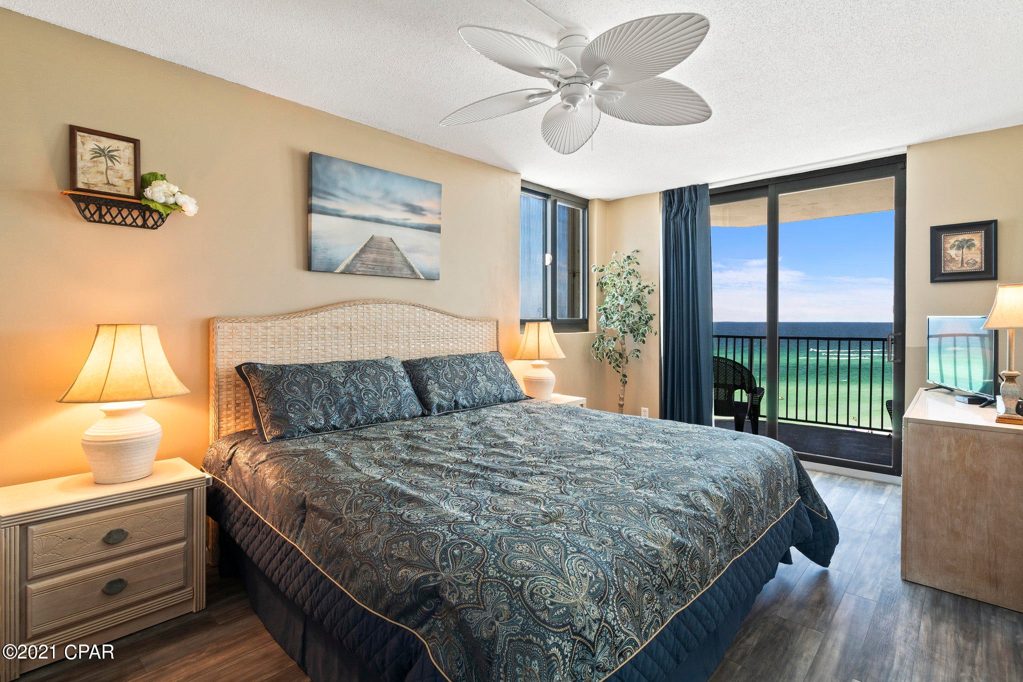 Sunbird Condo - Residential
