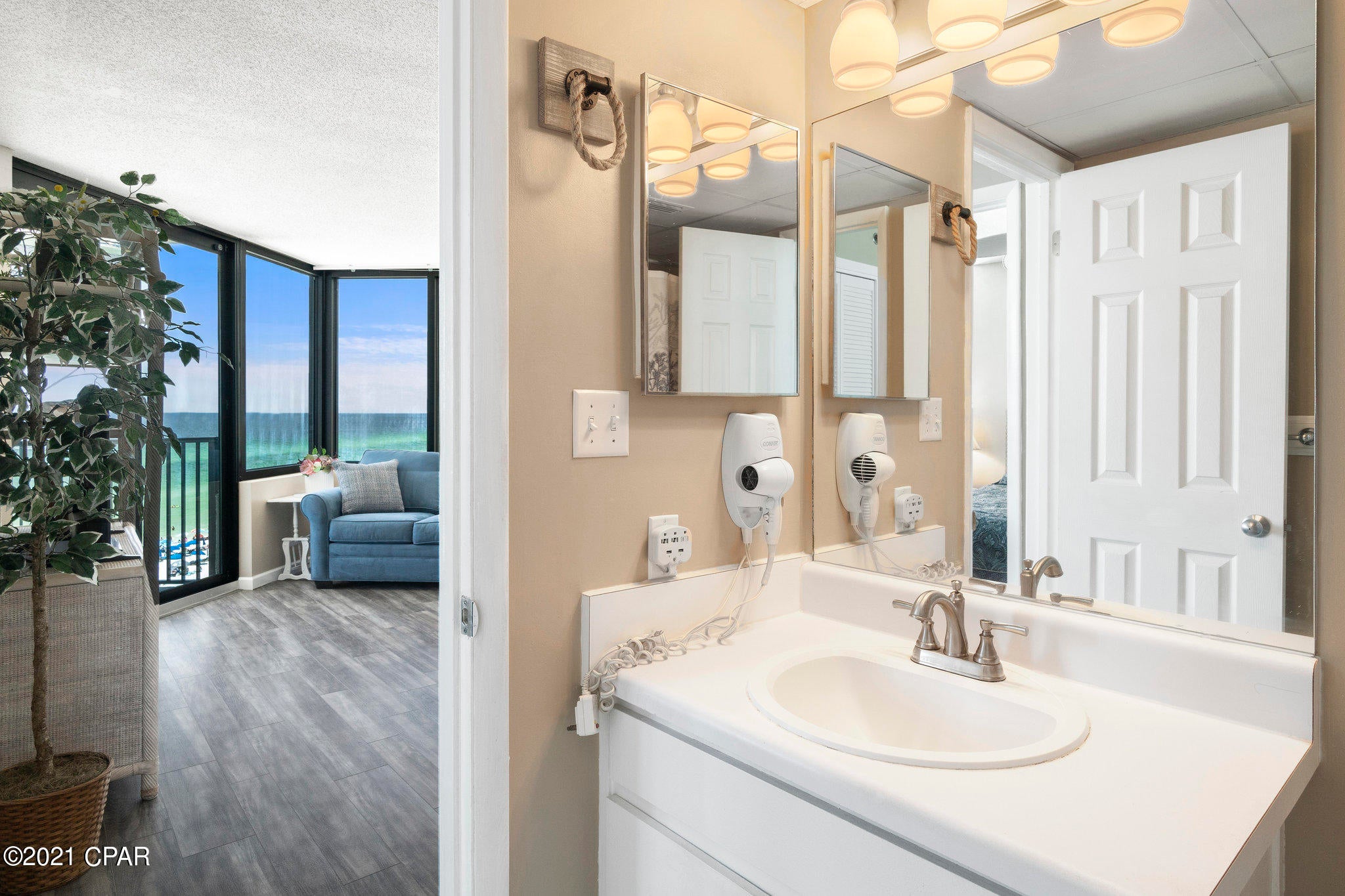 Sunbird Condo - Residential