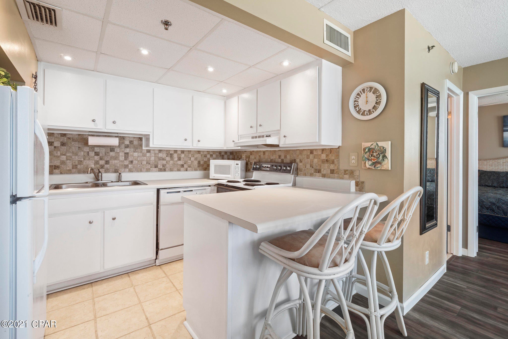 Sunbird Condo - Residential