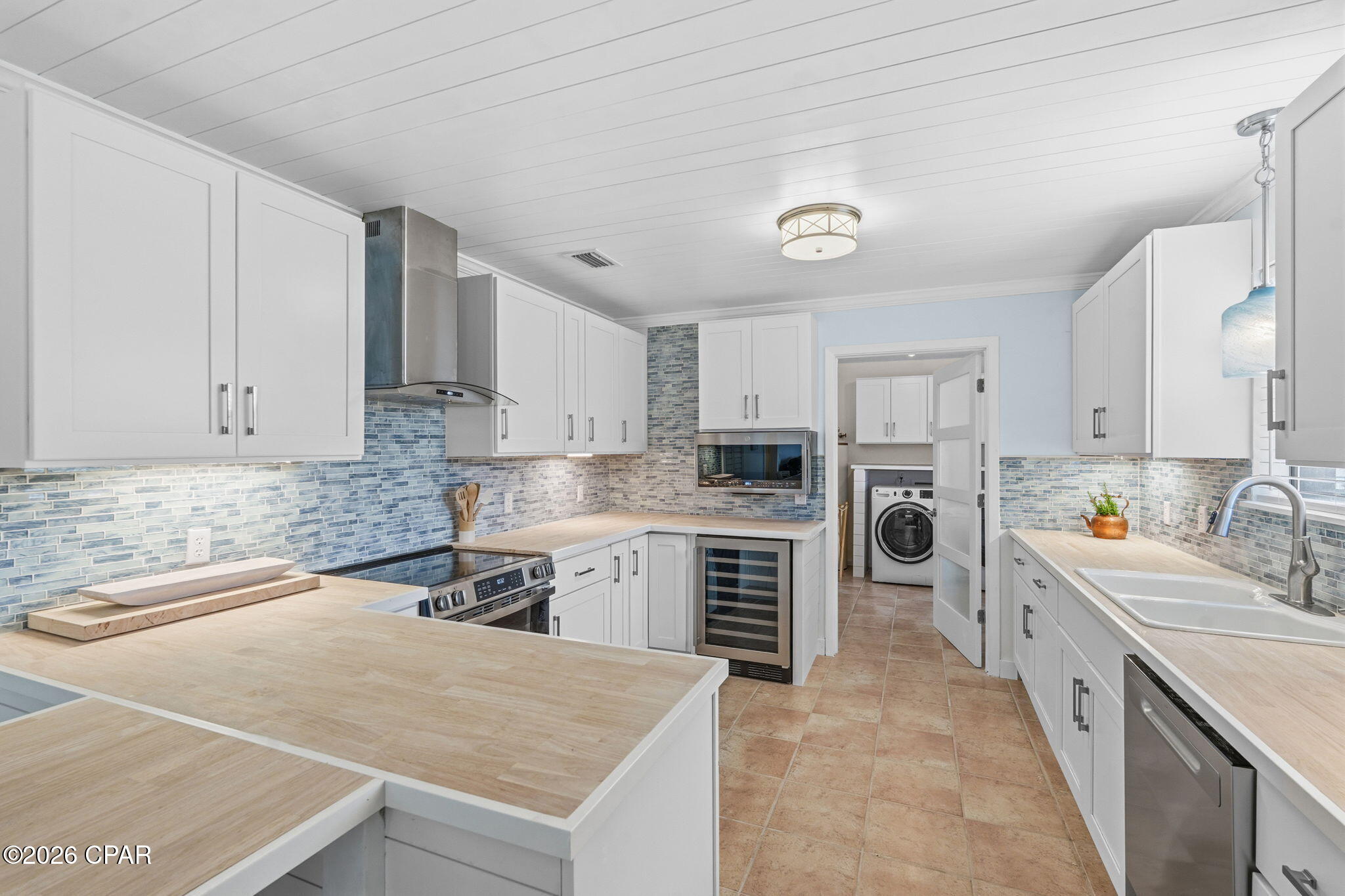 Baywood Shores Est Unit 3 - Residential