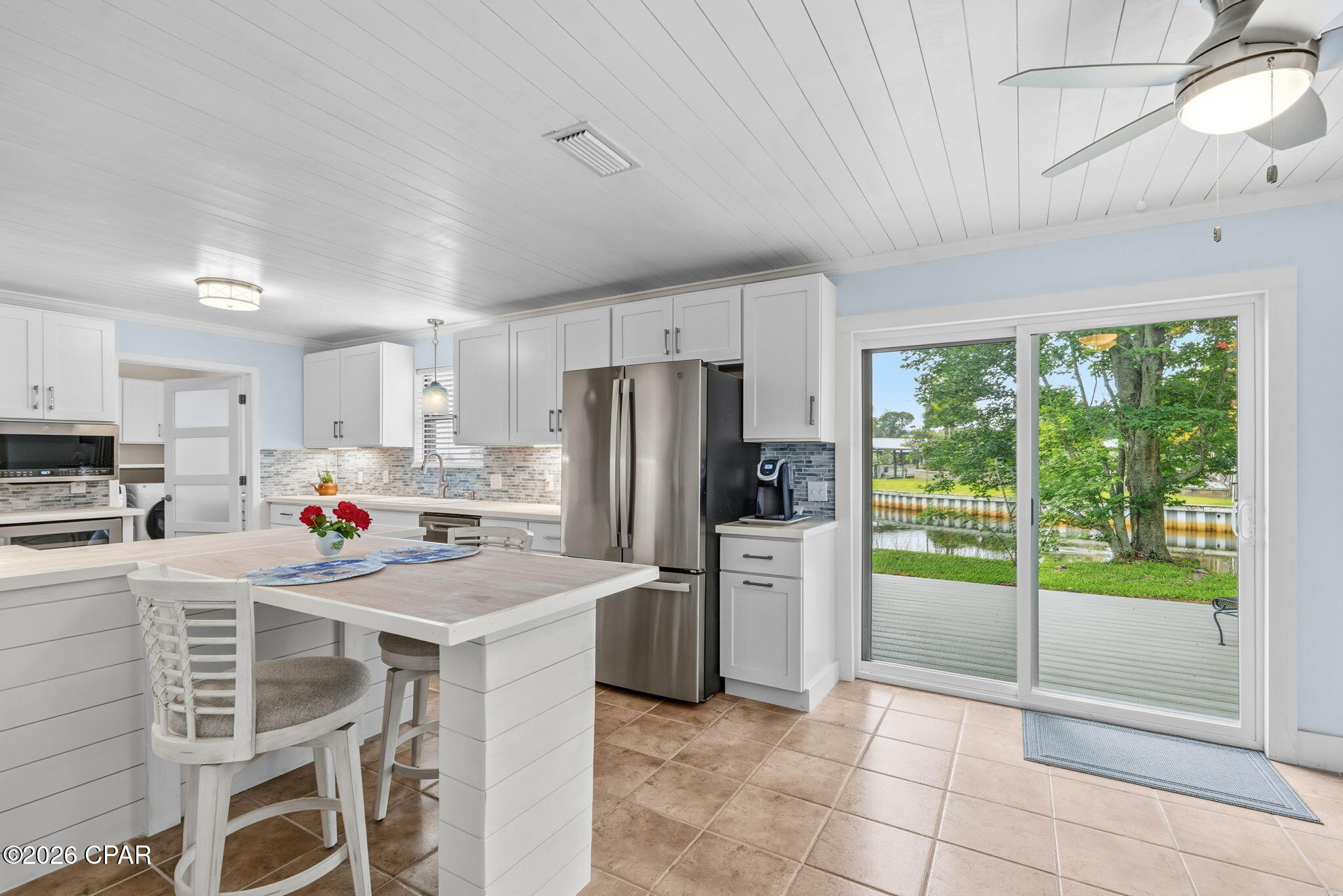Baywood Shores Est Unit 3 - Residential