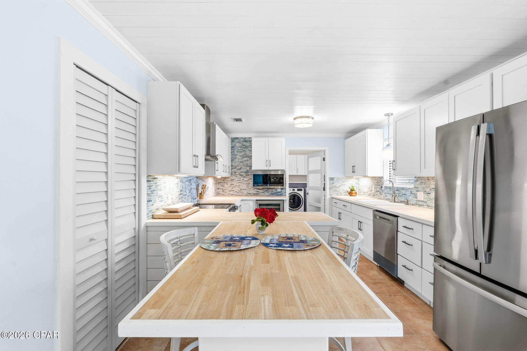 Baywood Shores Est Unit 3 - Residential