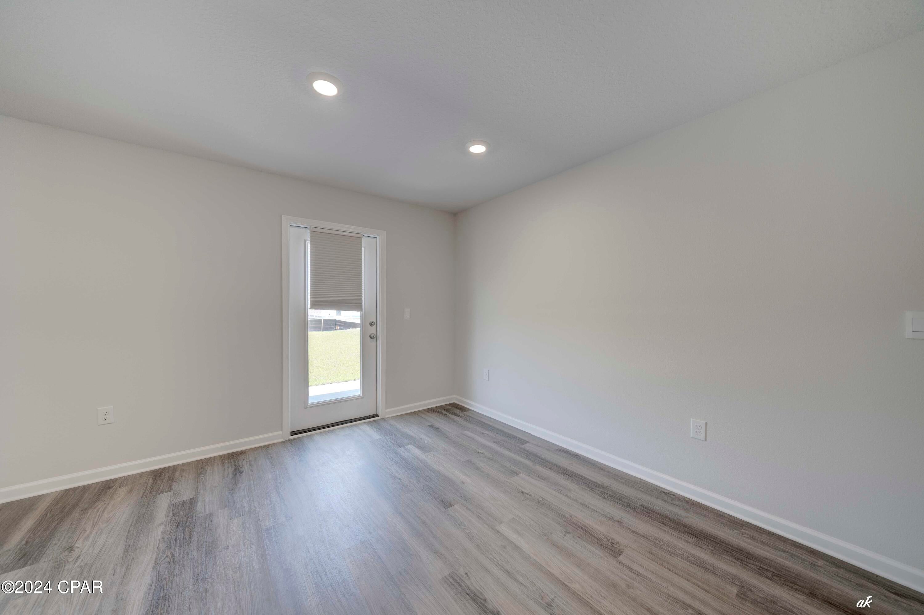 [No Recorded Subdiv] - Residential Lease