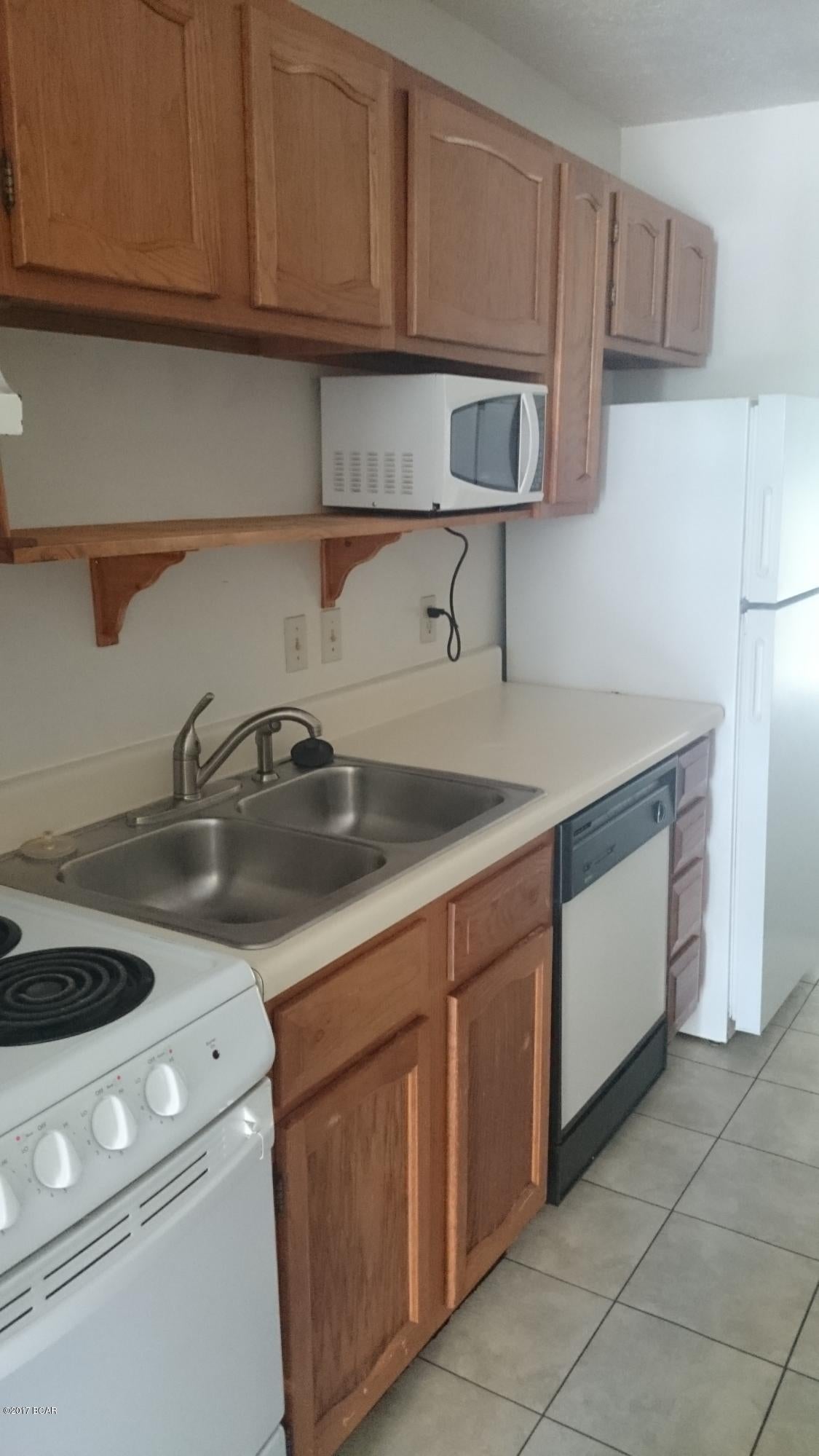 [No Recorded Subdiv] - Residential Lease