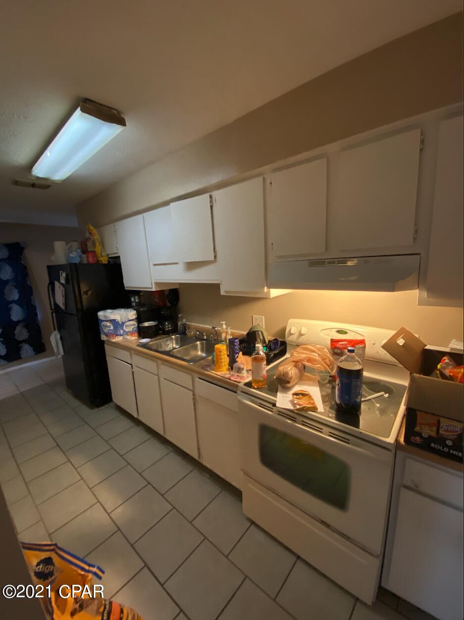 [No Recorded Subdiv] - Residential Lease