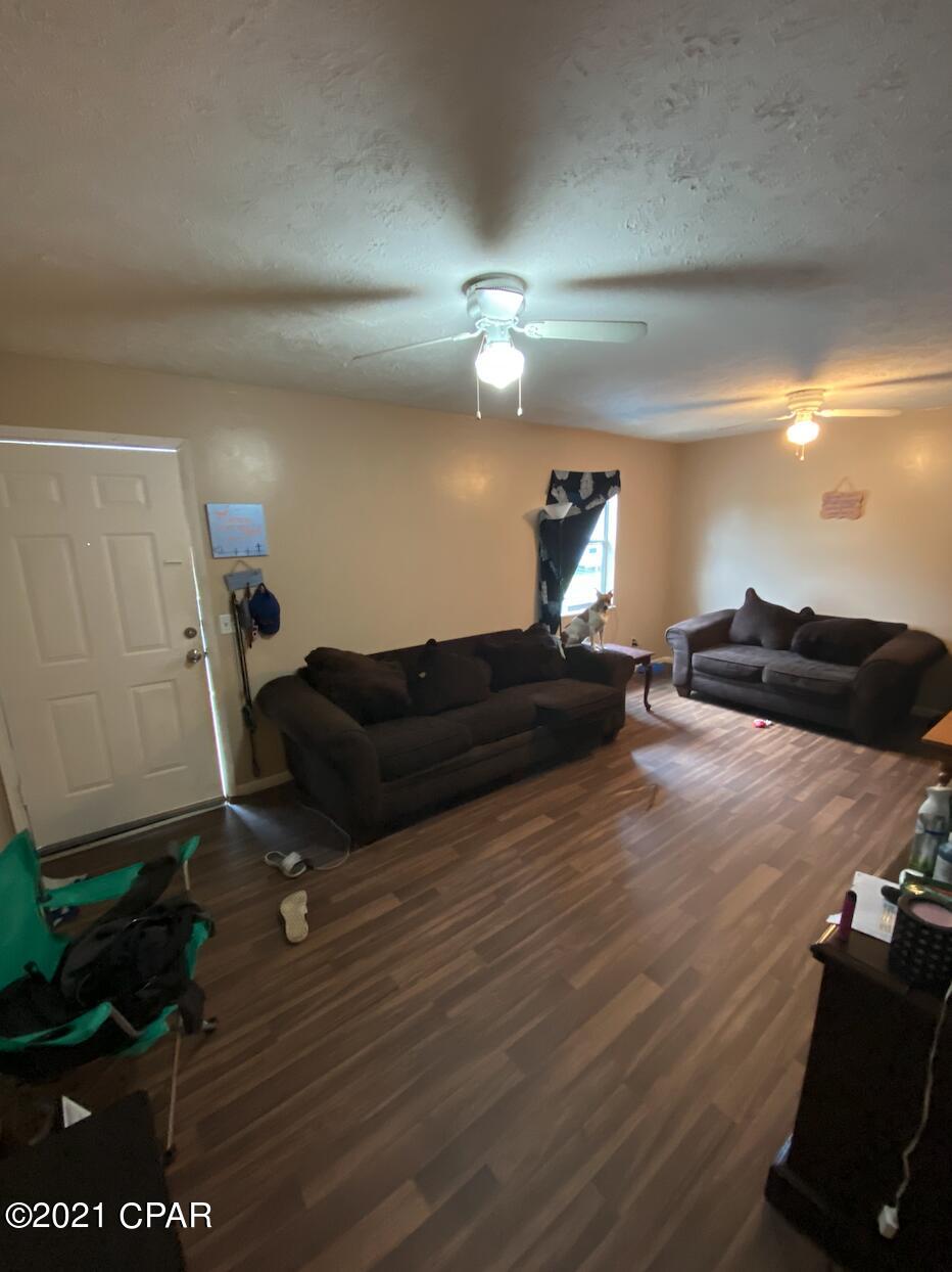 [No Recorded Subdiv] - Residential Lease
