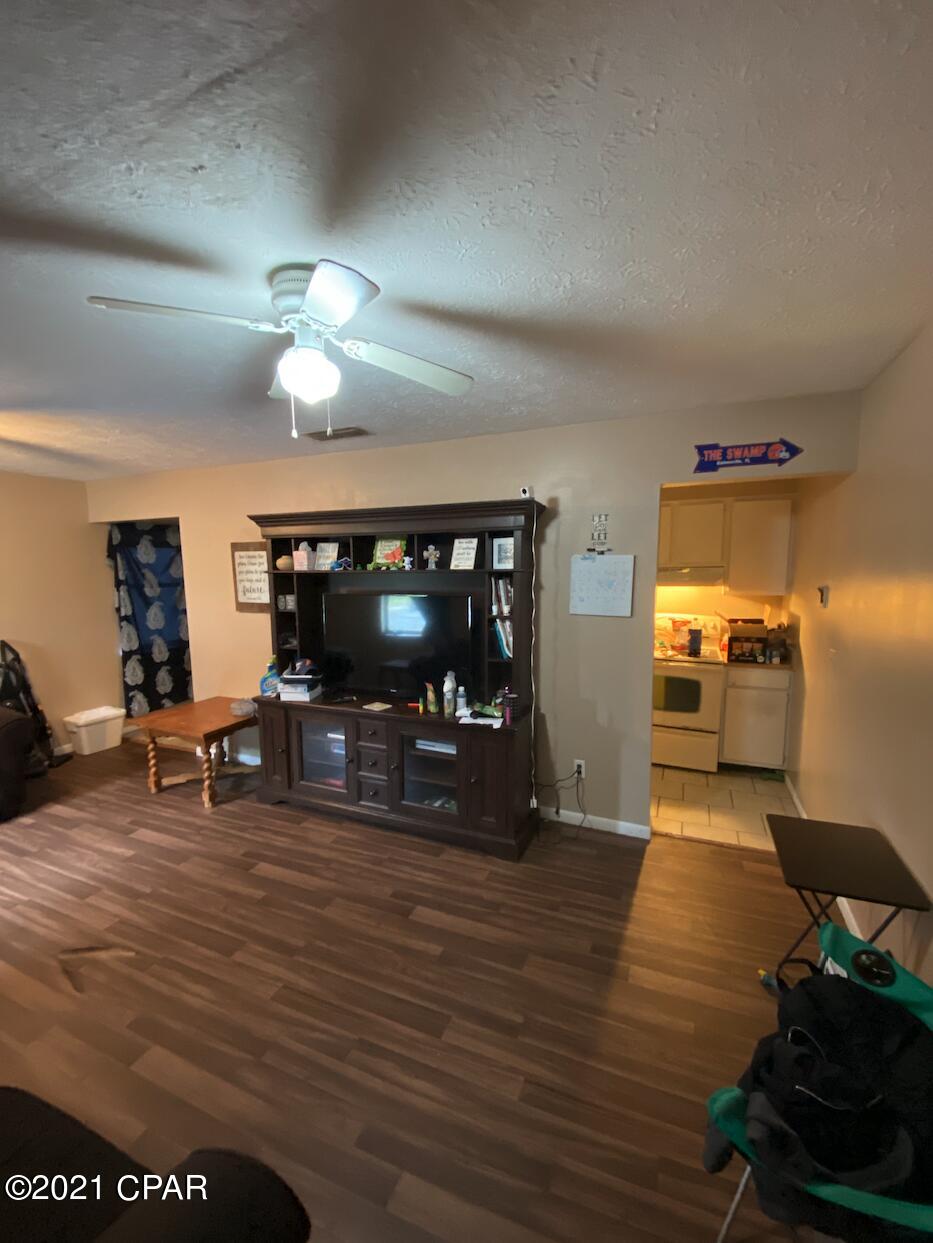 [No Recorded Subdiv] - Residential Lease