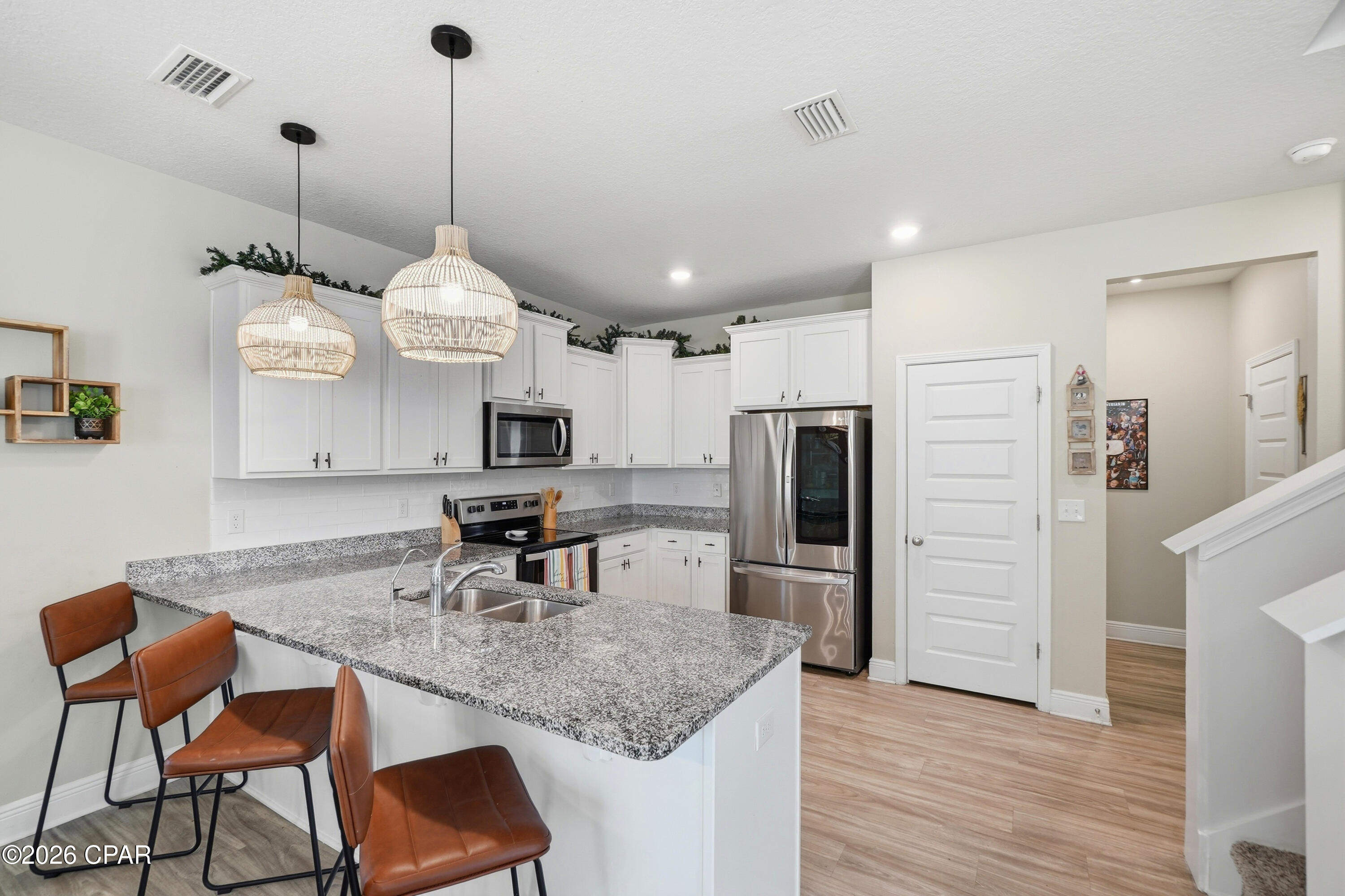 Emerald Cove Villas - Residential