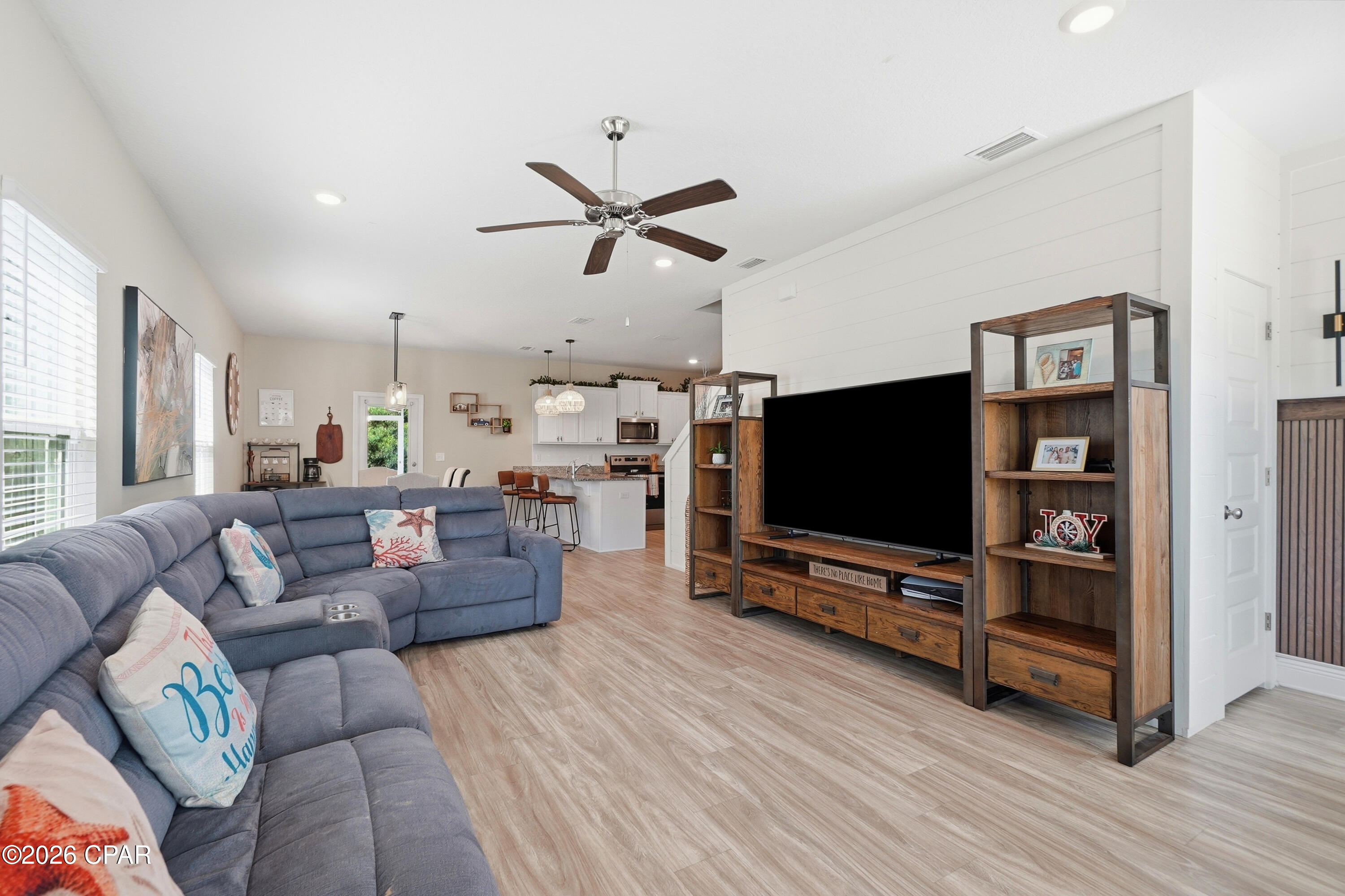 Emerald Cove Villas - Residential