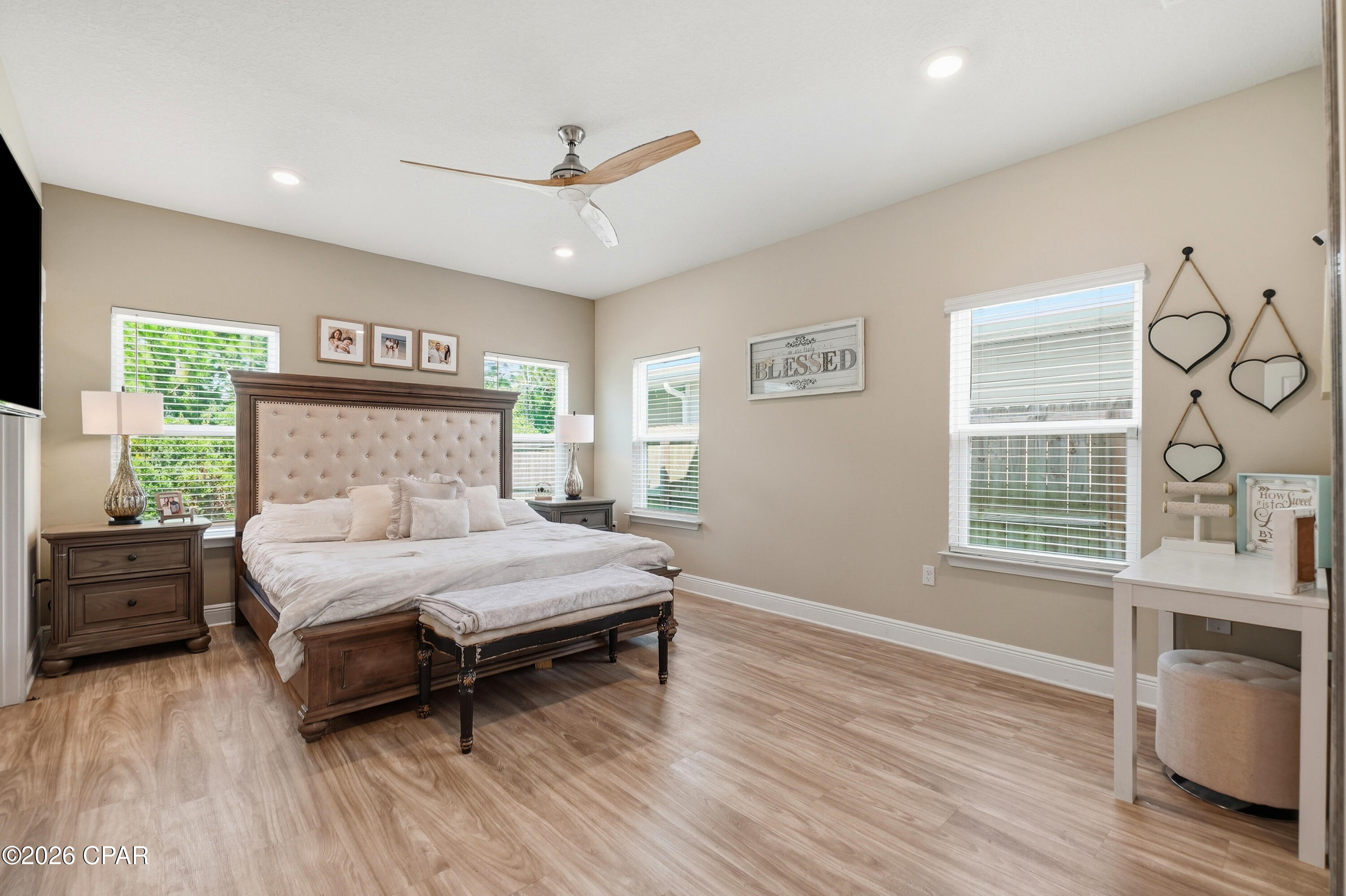 Emerald Cove Villas - Residential