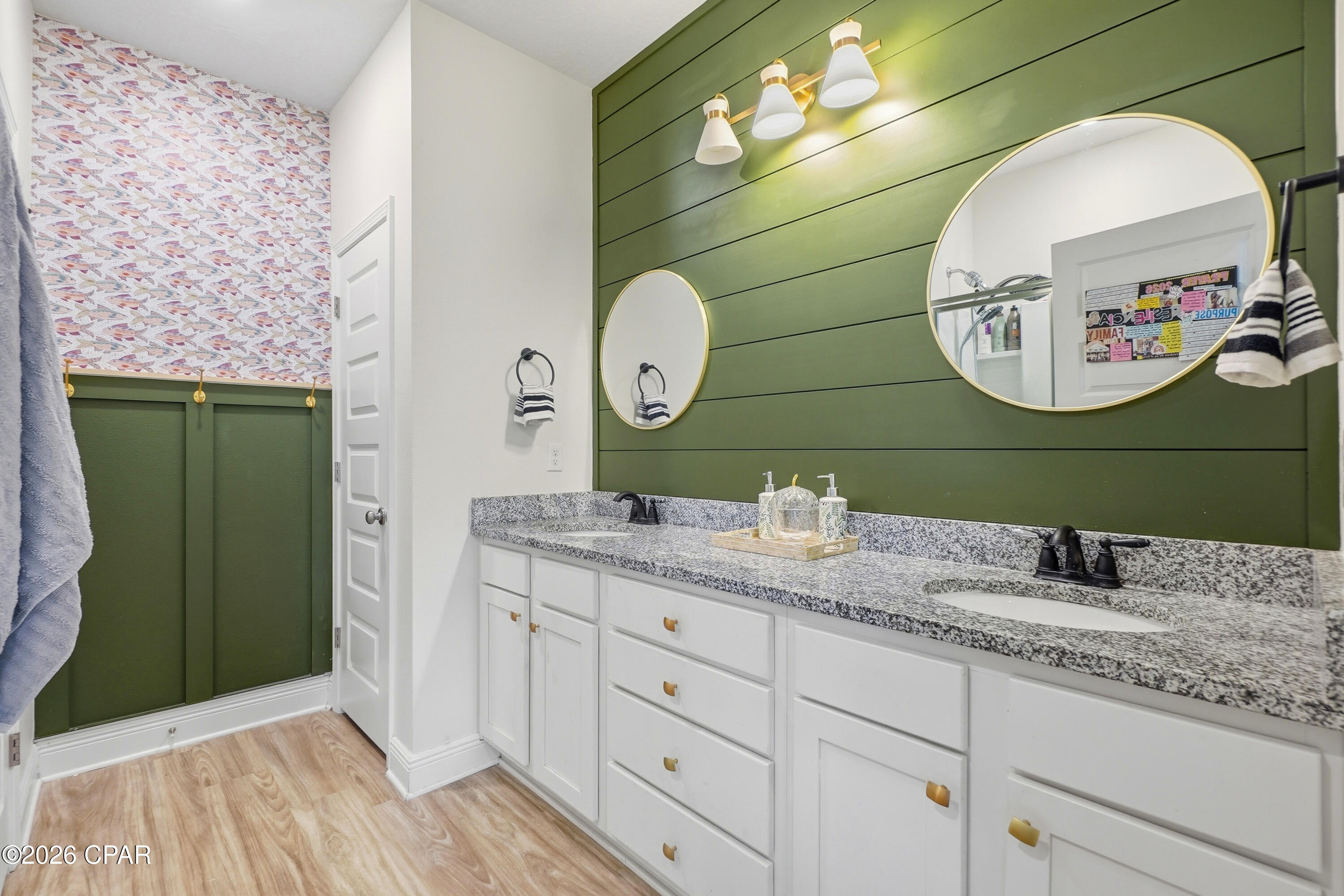 Emerald Cove Villas - Residential