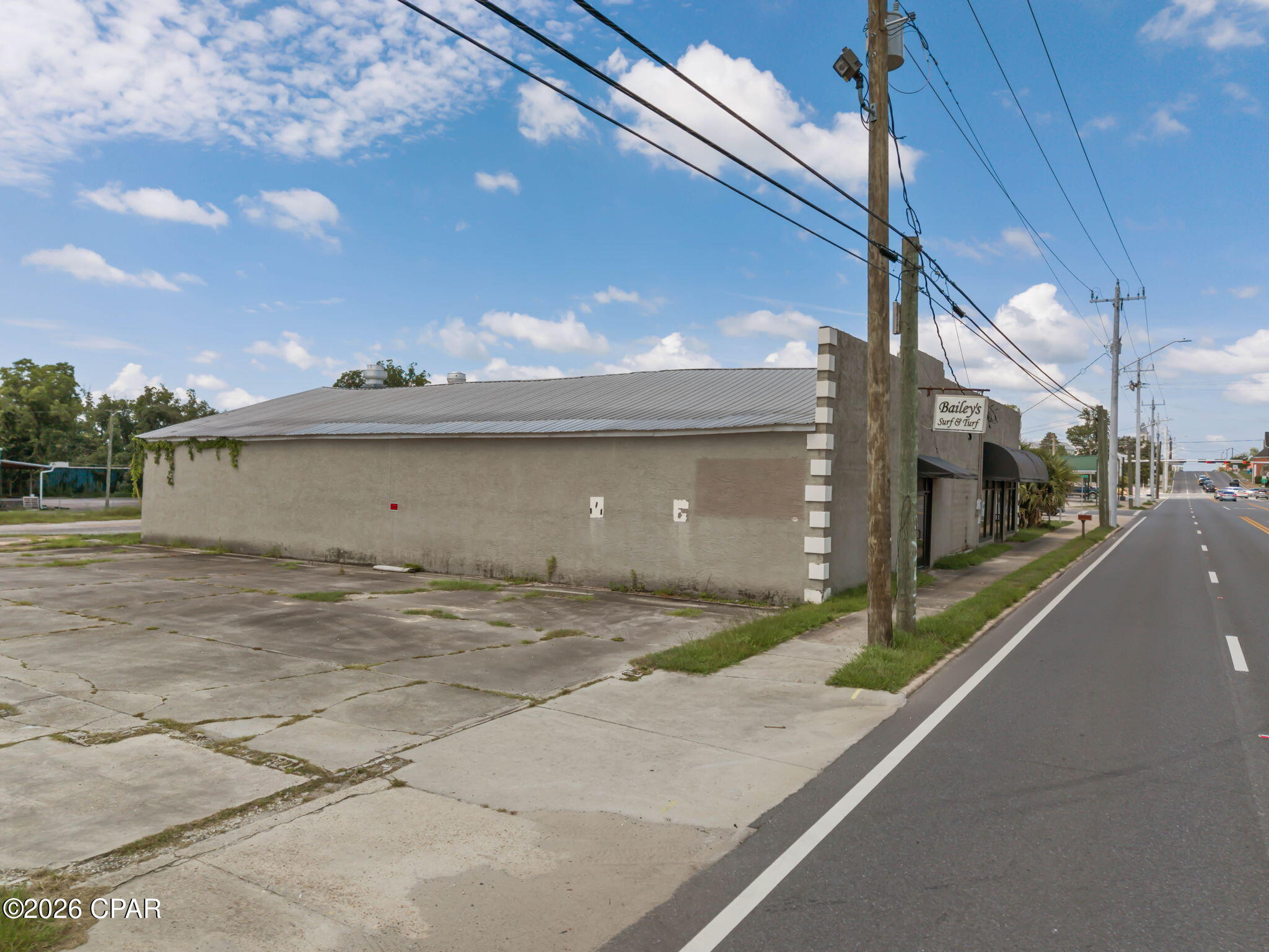Chipley - Commercial Sale