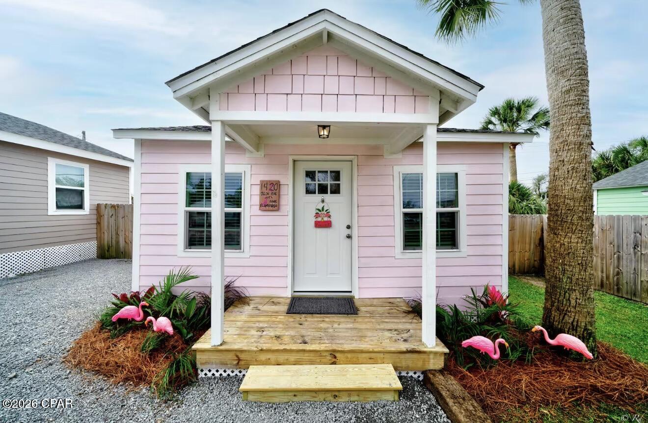 Available for move in August 7th!

Fully furnished and fully stocked rental available with 6-12 month lease terms. This move-in-ready bungalow includes furniture, linens, towels, kitchenware, cookware, small appliances, and a washer and dryer - just bring your personal belongings! 

Located in the heart of Historic St. Andrews, the property is within walking distance of Mason's Cafe, Los Antojitos Mexican Restaurant, Uncle Ernie's Bayfront Grill, the St. Andrews Marina, and Oaks by the Bay Park. Enjoy easy access to waterfront dining, coffee shops, local boutiques, festivals, farmers markets, and all that St. Andrews has to offer.

Rent is $1,300 per month. Tenant pays landlord an additional $400 per month for utilities, which includes electric, water, sewer, trash, WiFi, pest control, and lawn care, for a total monthly payment of $1,700.

Available furnished only. 6-12 month lease terms considered.