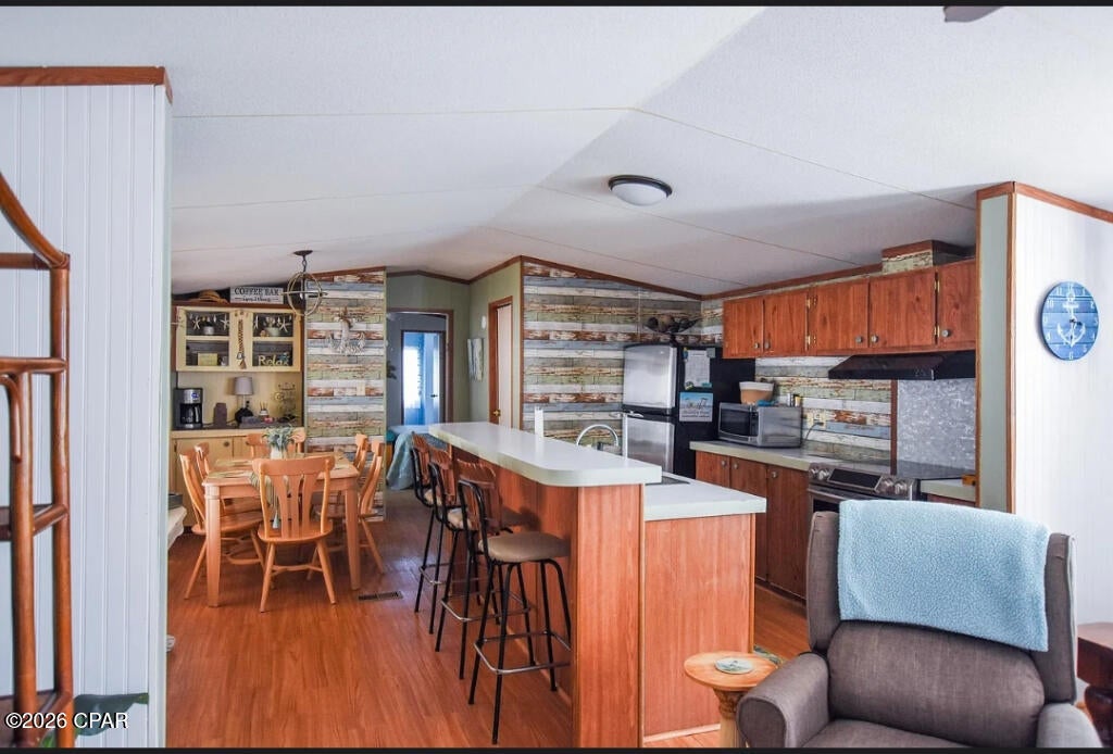 Laguna Beach Estates 8th Add - Residential