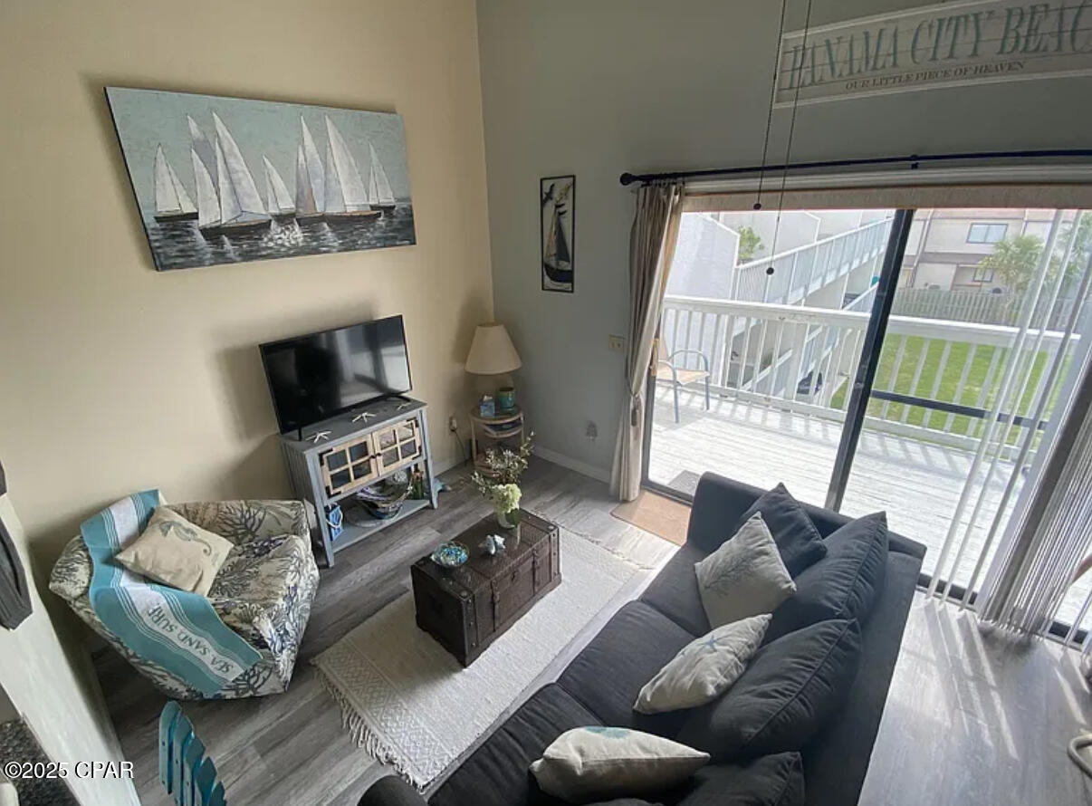 Endless Summer II - Residential Lease