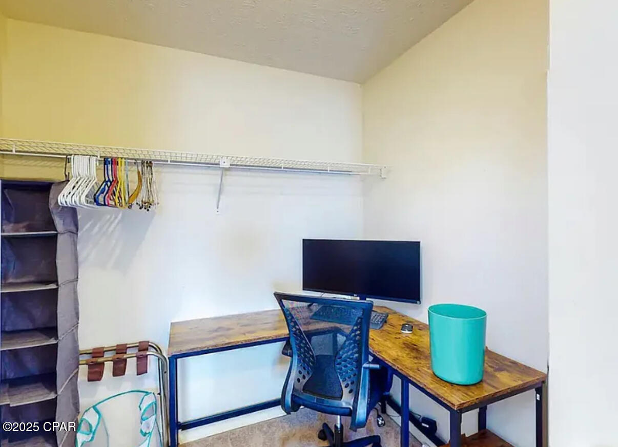 Endless Summer II - Residential Lease