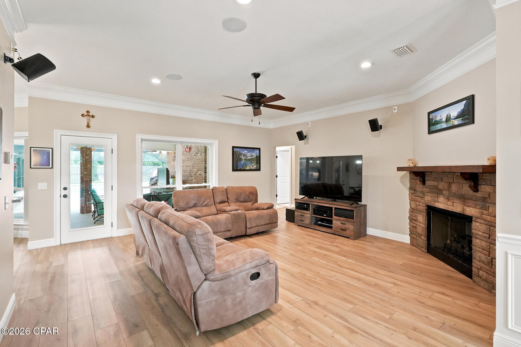 Huntington Ridge - Residential
