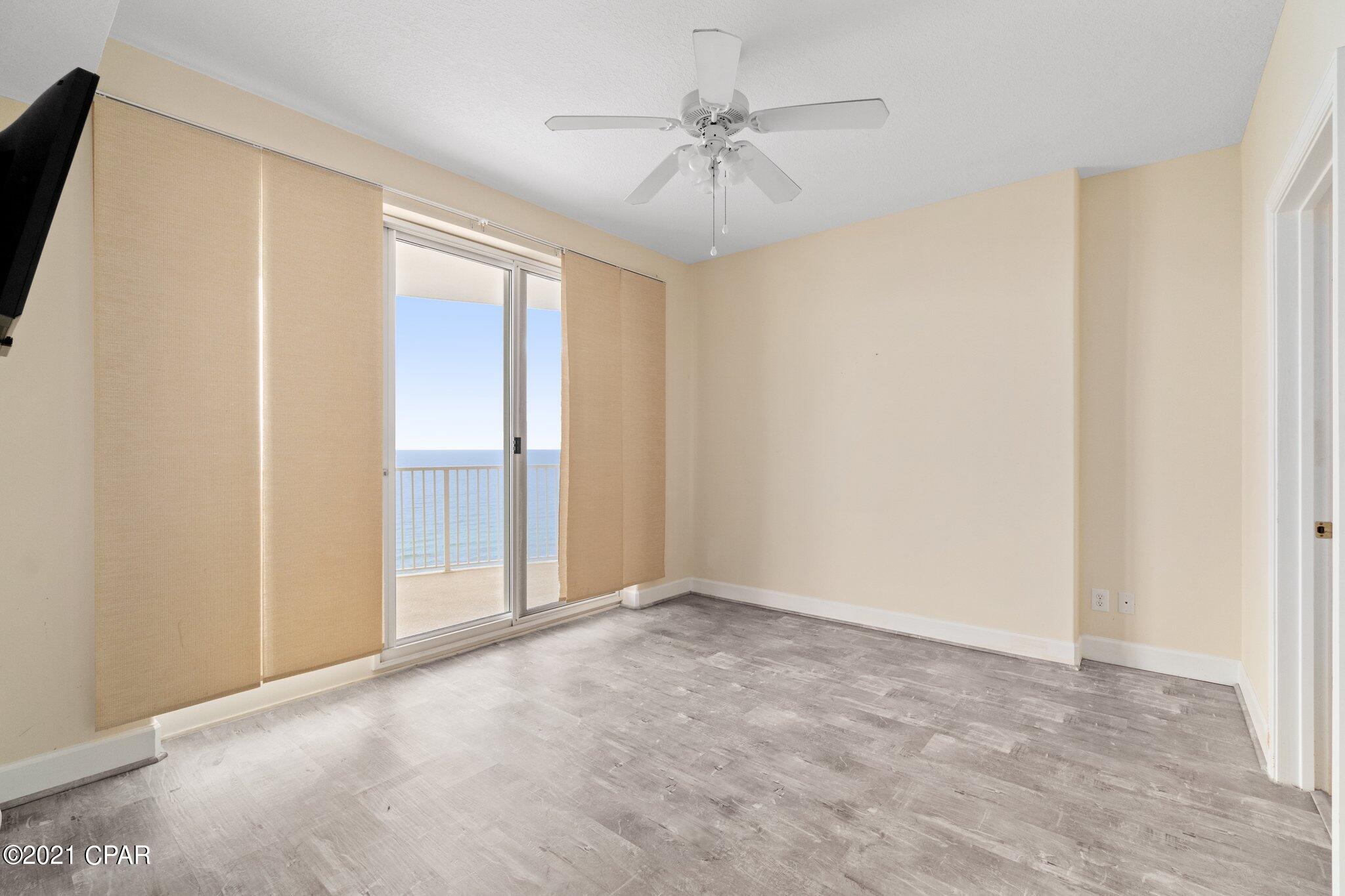 Emerald Isle - Residential