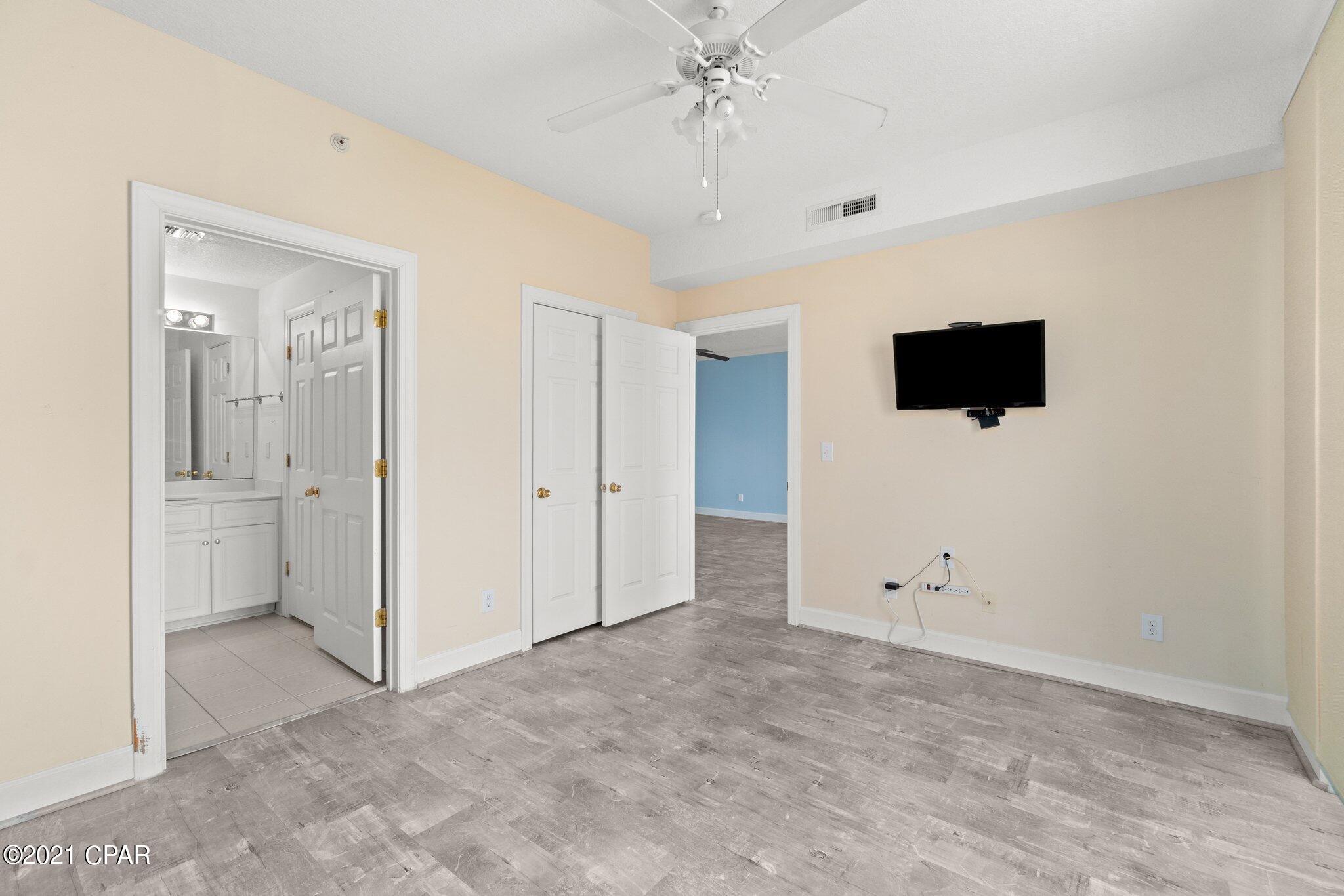 Emerald Isle - Residential