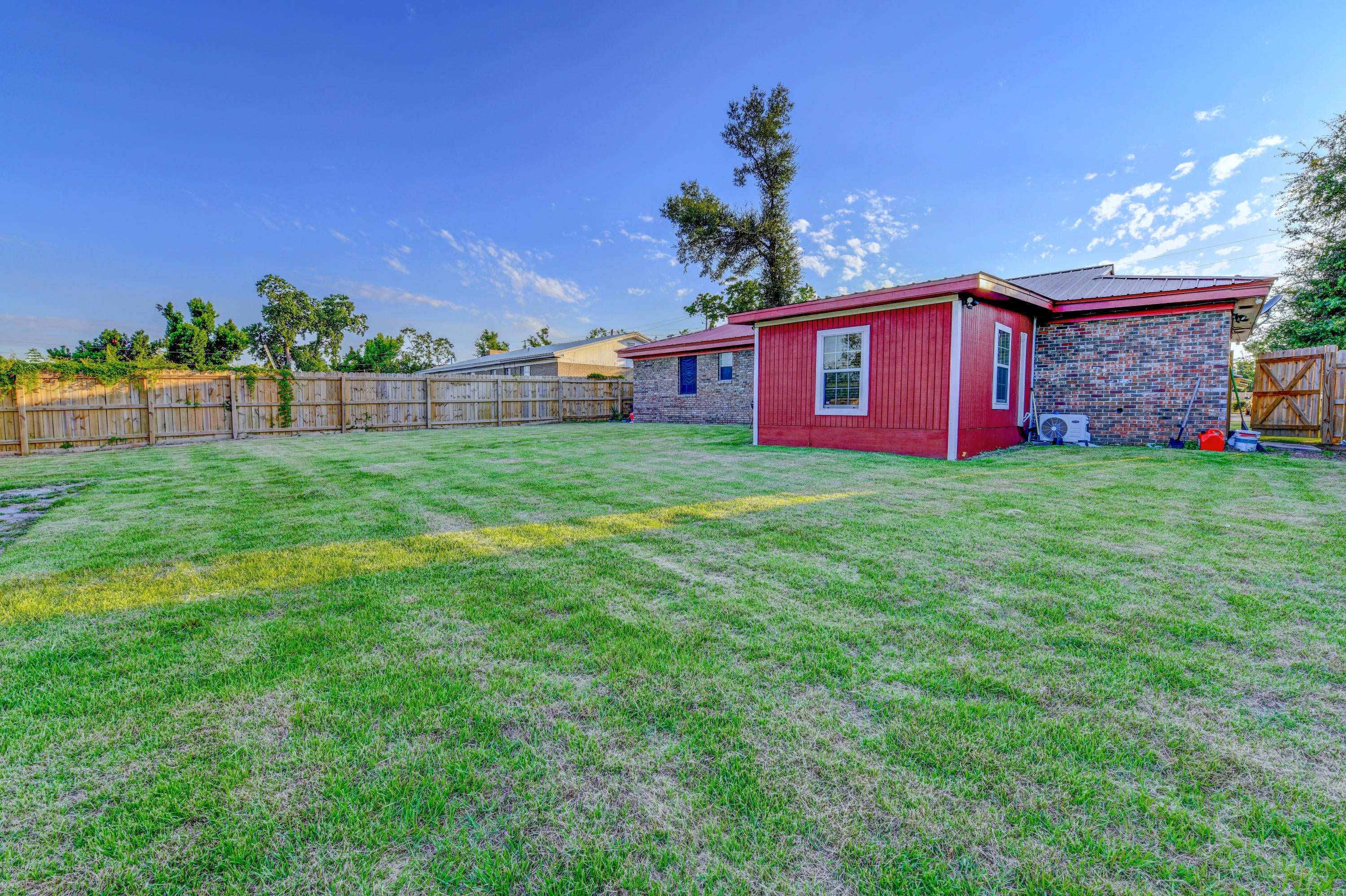 [No Recorded Subdiv] - Residential Lease