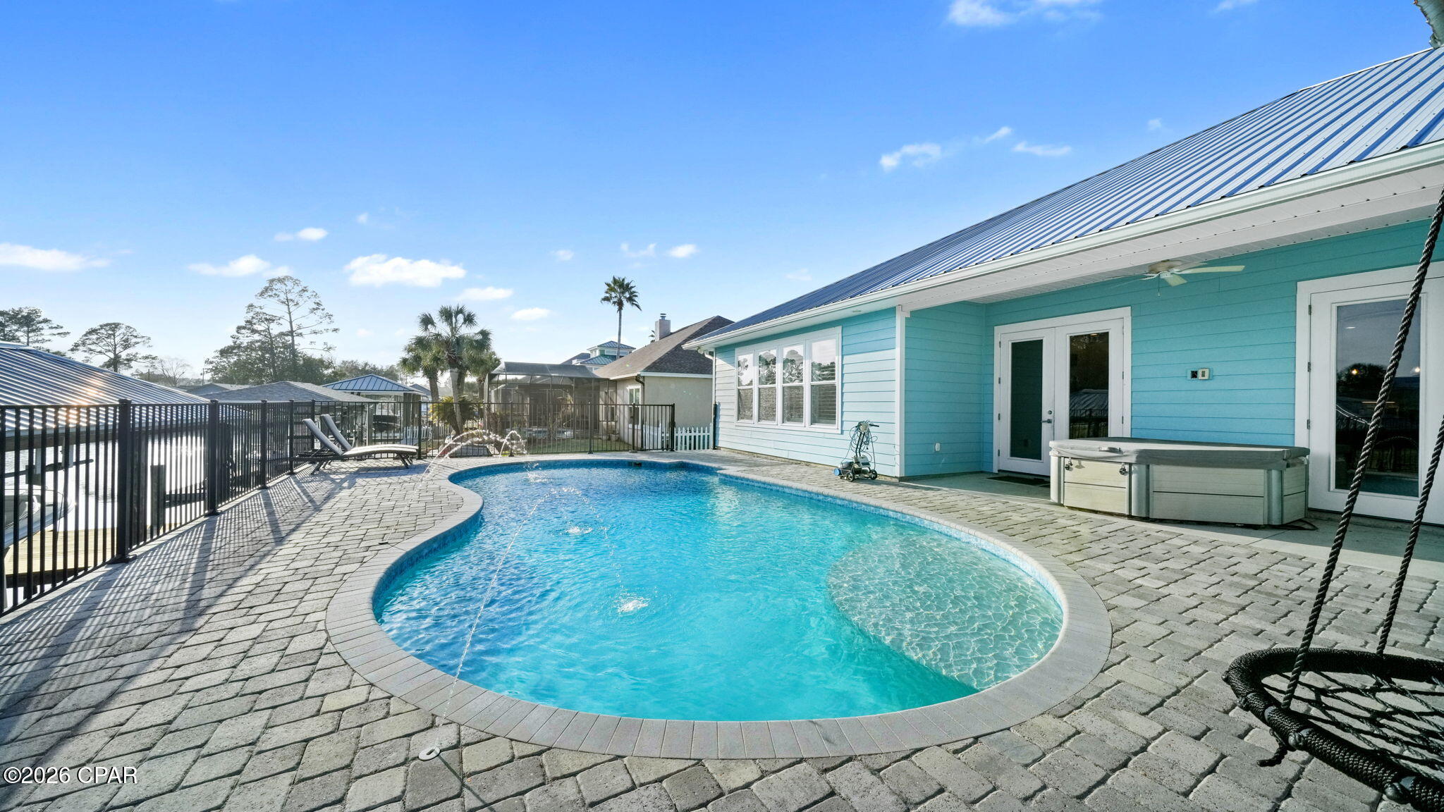 Dolphin Bay - Residential