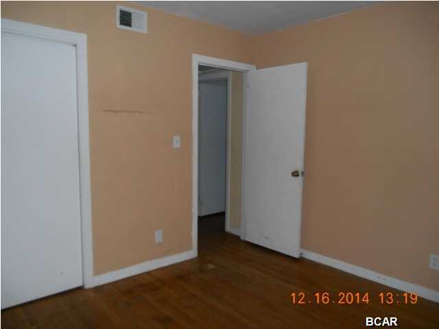 Lake Drive Heights - Residential