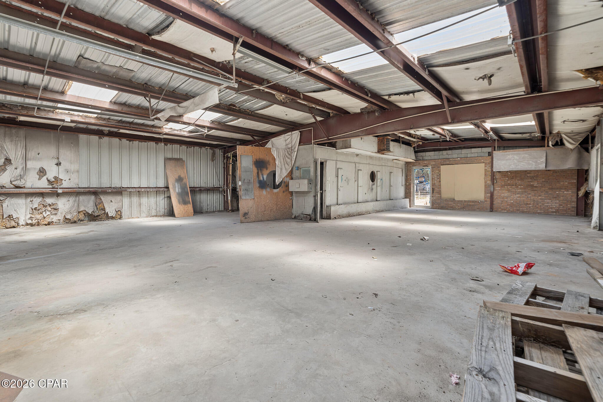 Lake Drive Heights - Commercial Sale