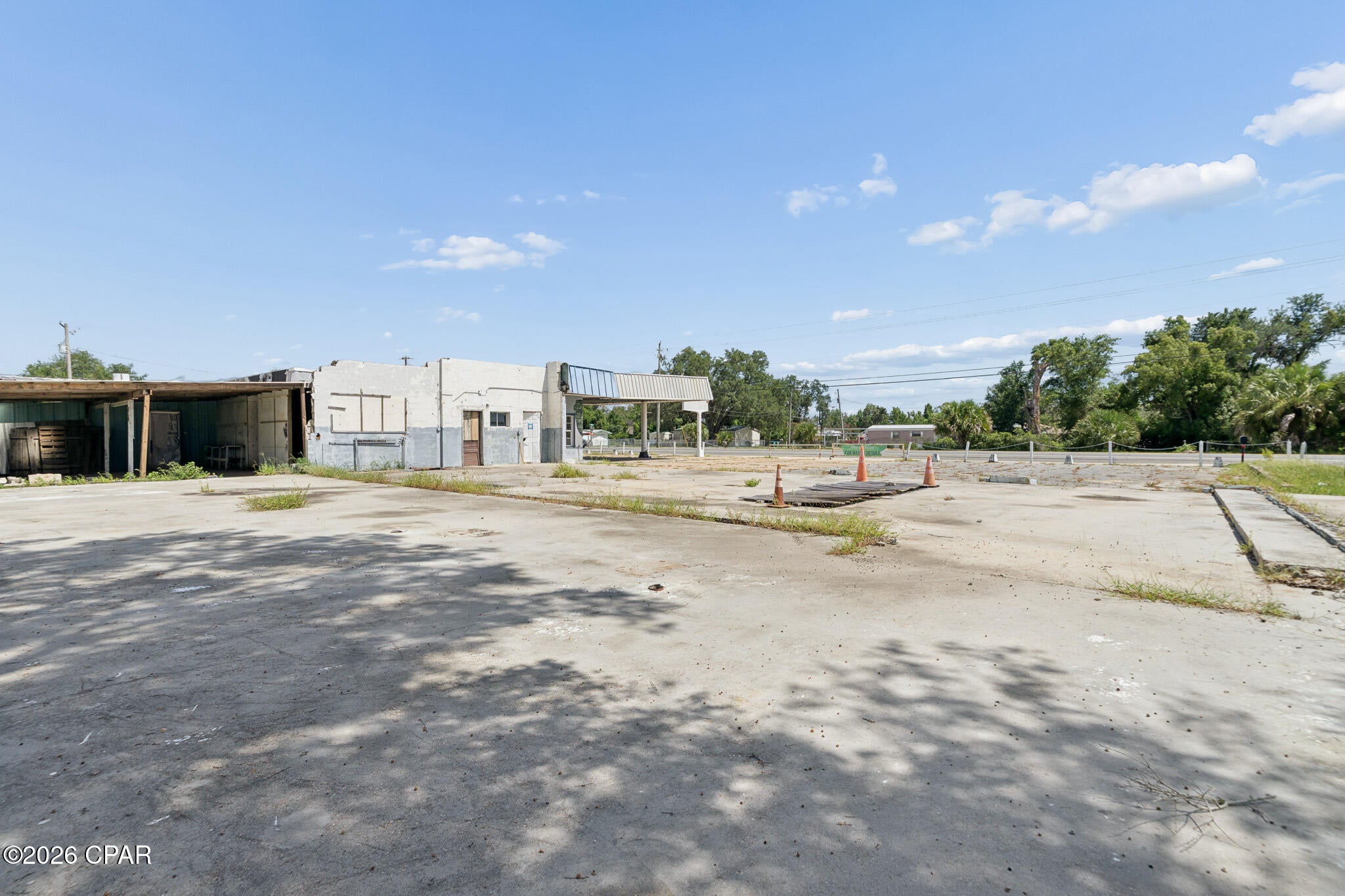 Lake Drive Heights - Commercial Sale