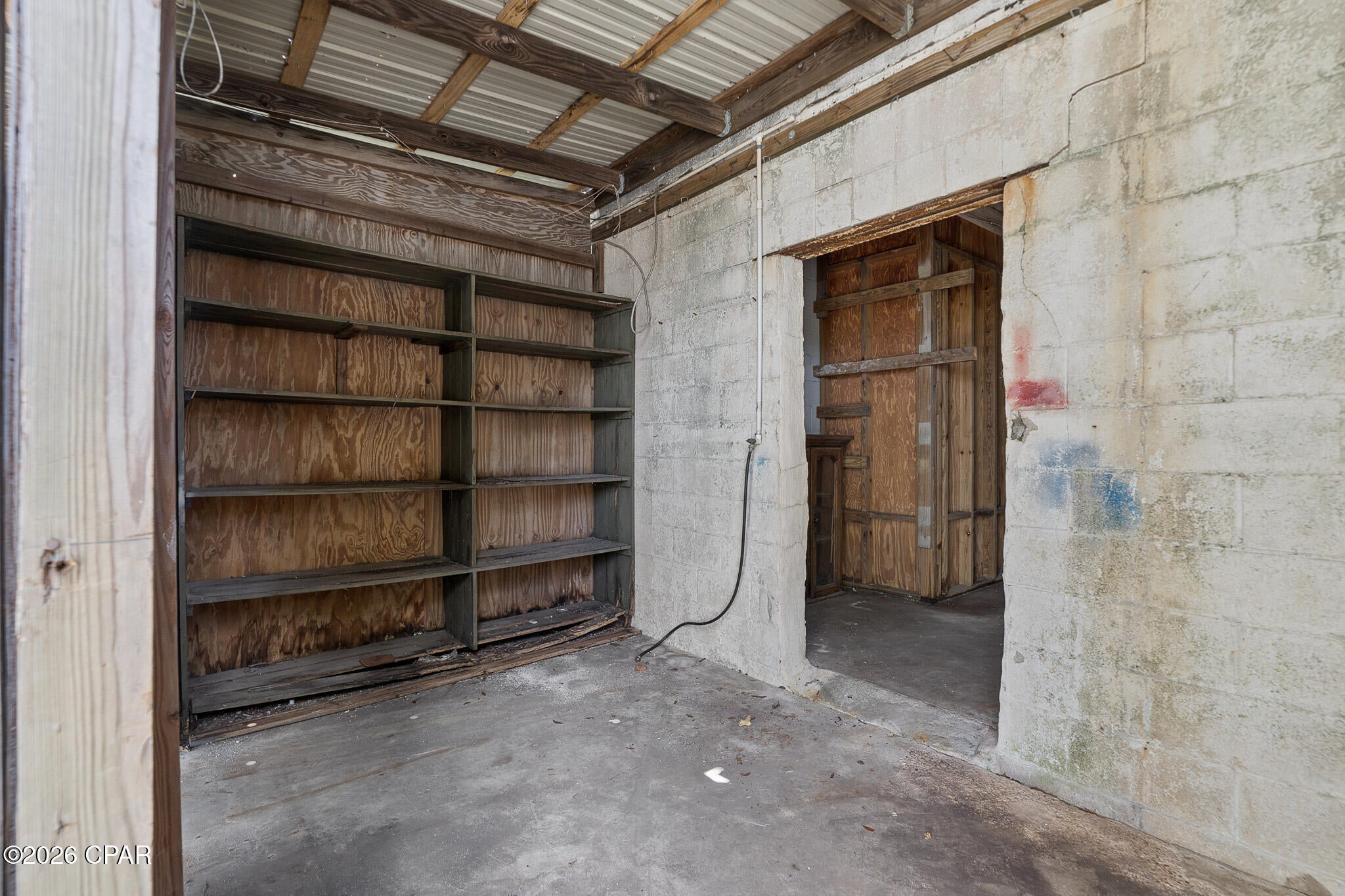Lake Drive Heights - Commercial Sale