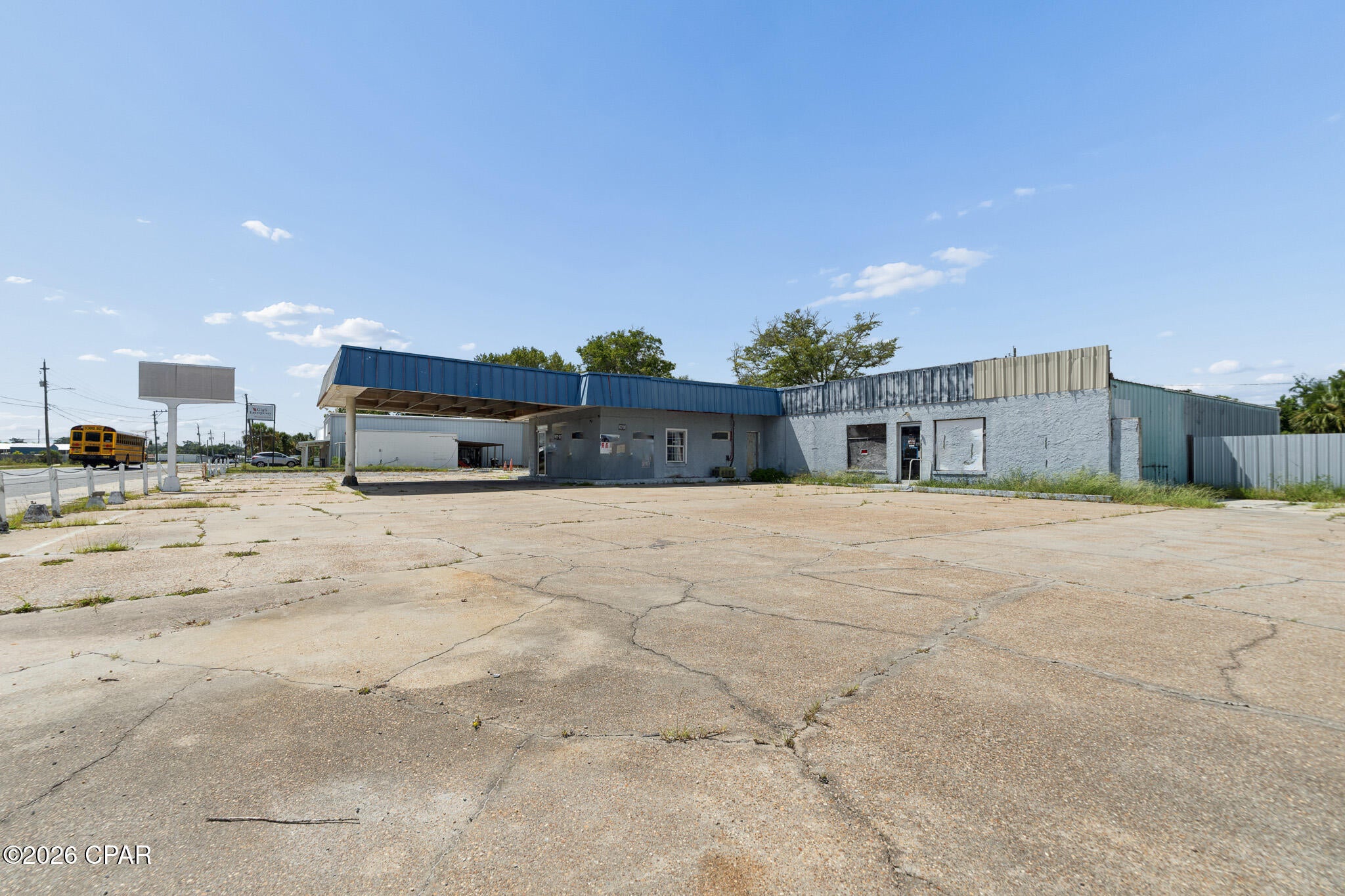 Lake Drive Heights - Commercial Sale
