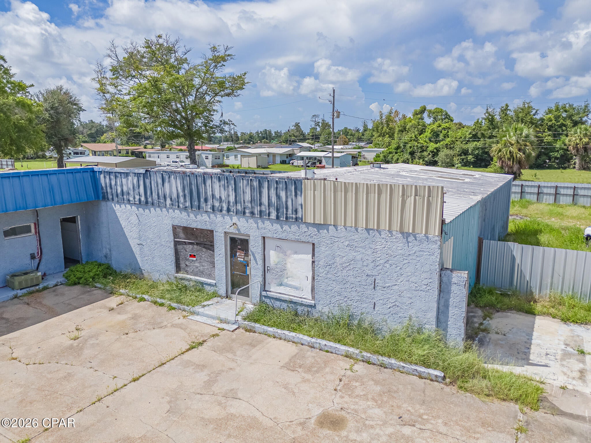 Lake Drive Heights - Commercial Sale