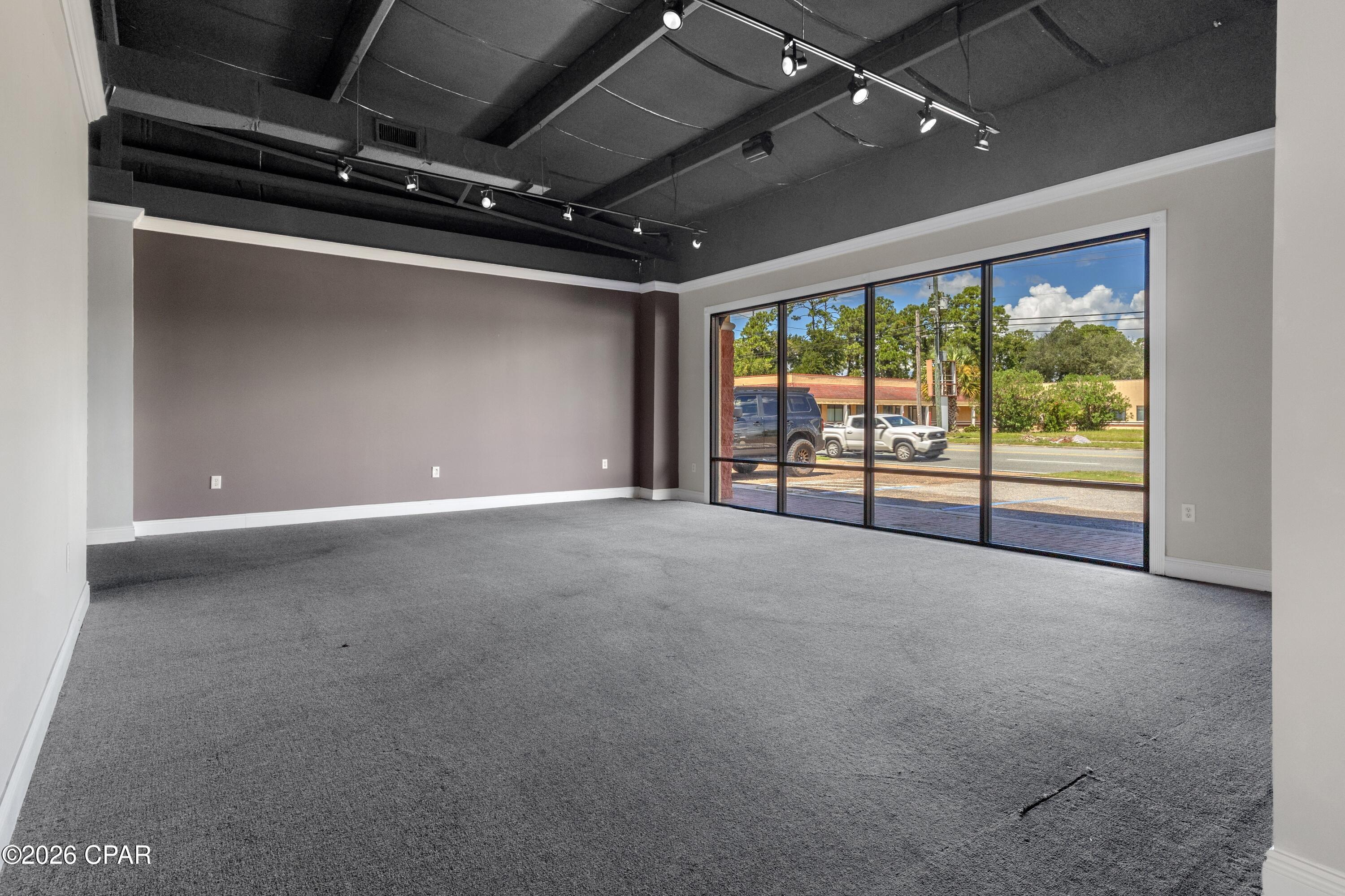 No Named Subdivision - Commercial Lease