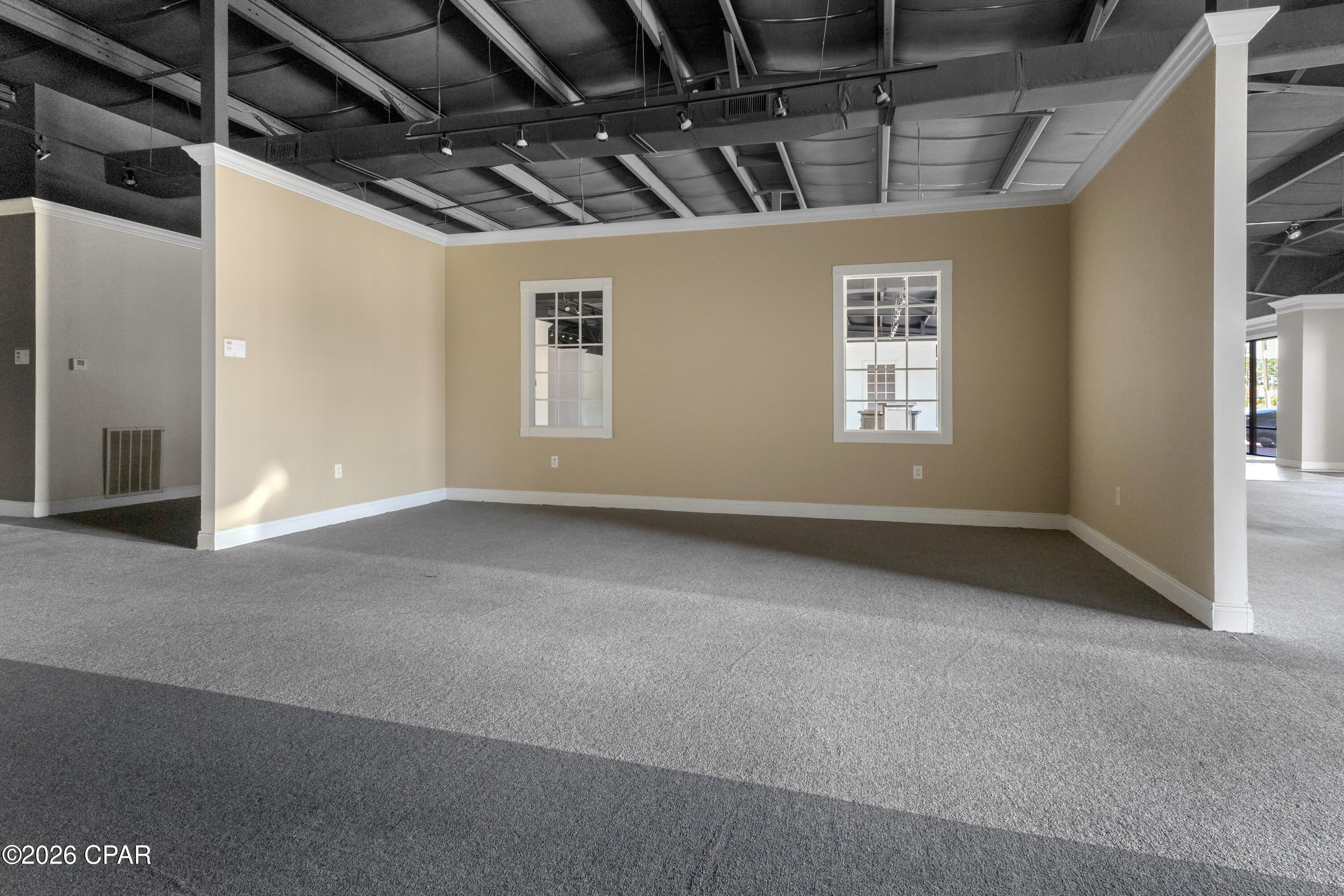 No Named Subdivision - Commercial Lease