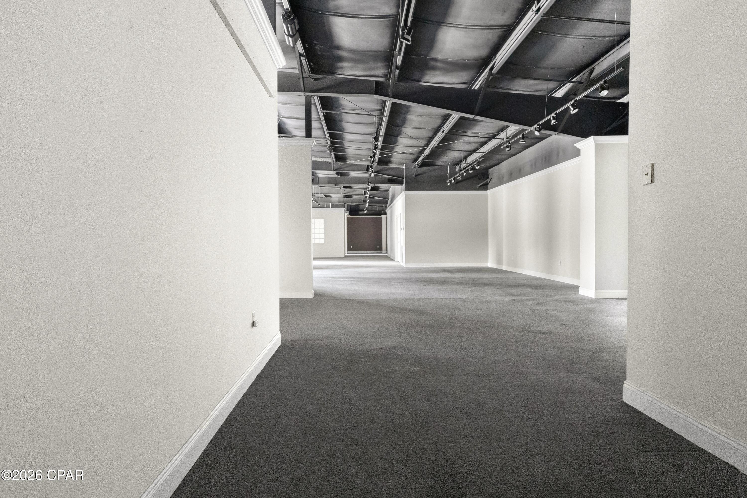 No Named Subdivision - Commercial Lease