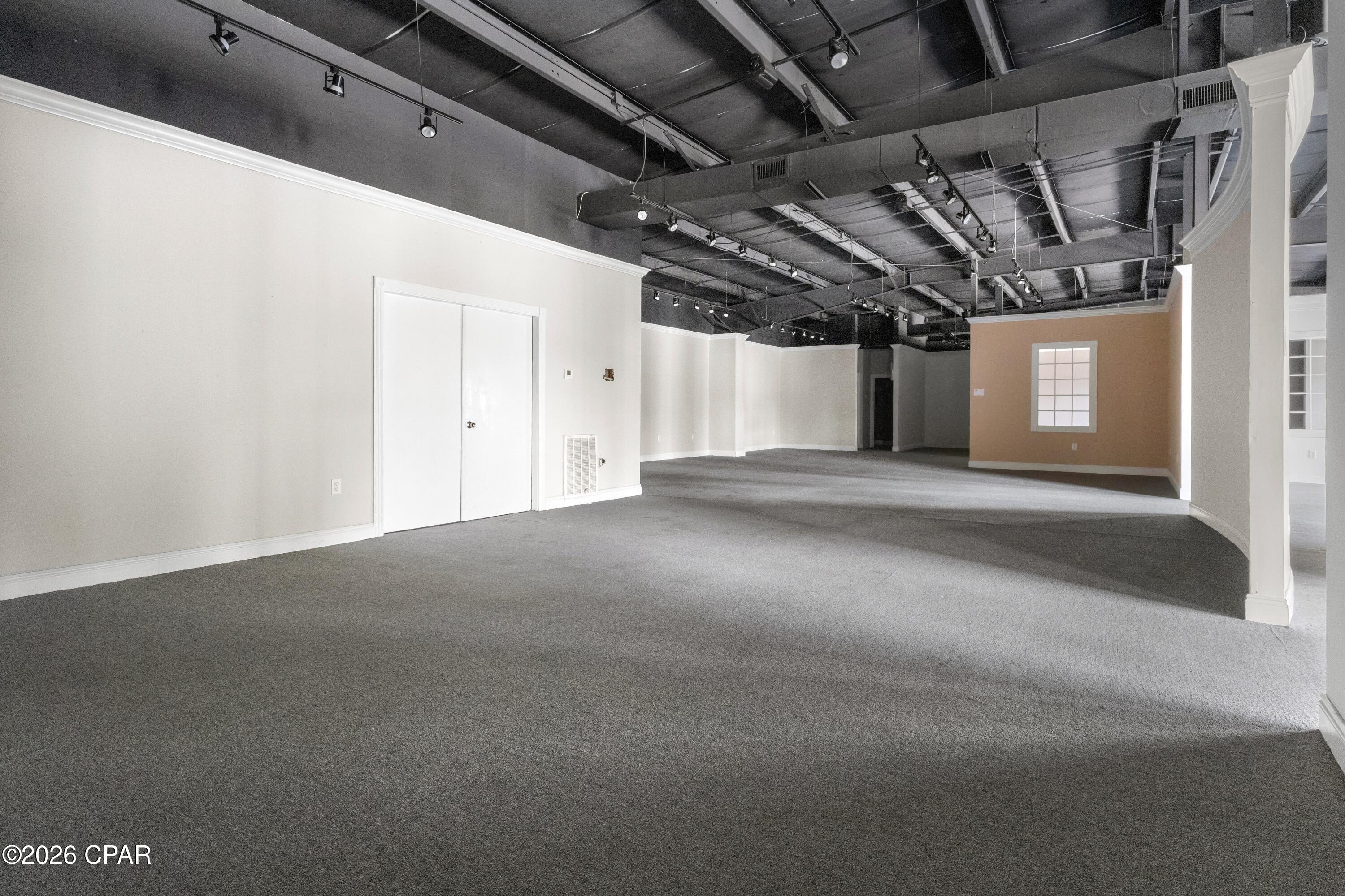 No Named Subdivision - Commercial Lease