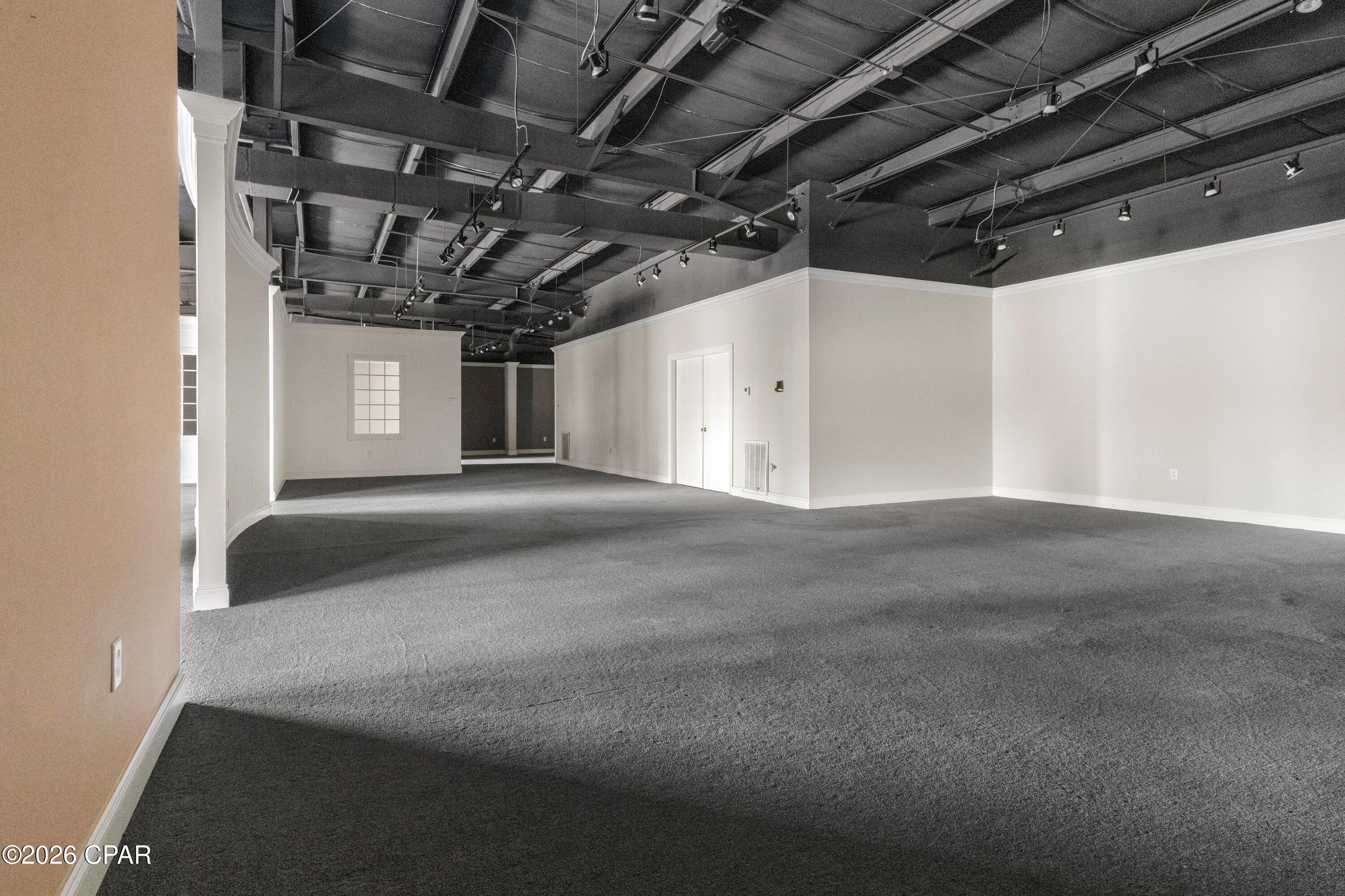 No Named Subdivision - Commercial Lease