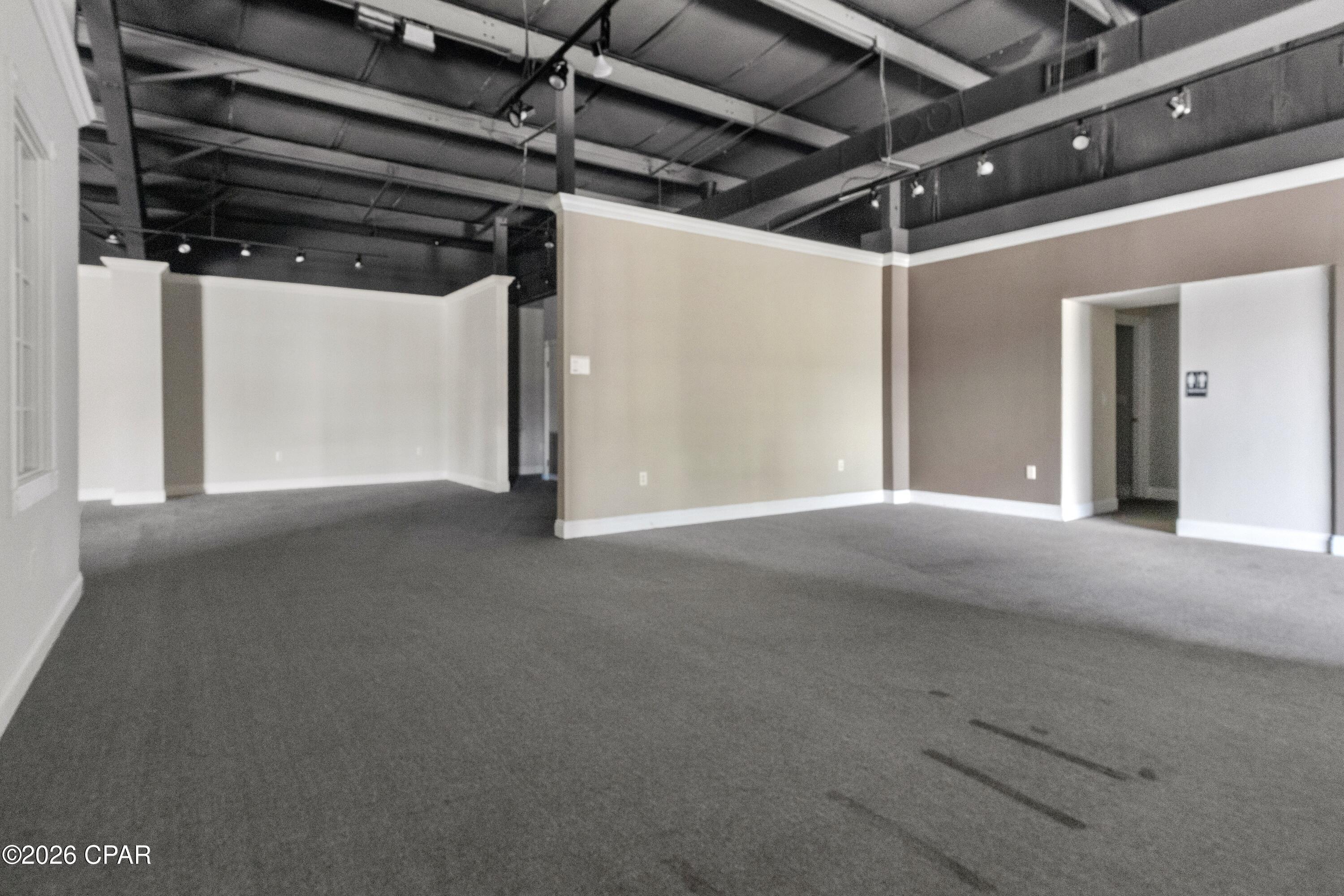 No Named Subdivision - Commercial Lease