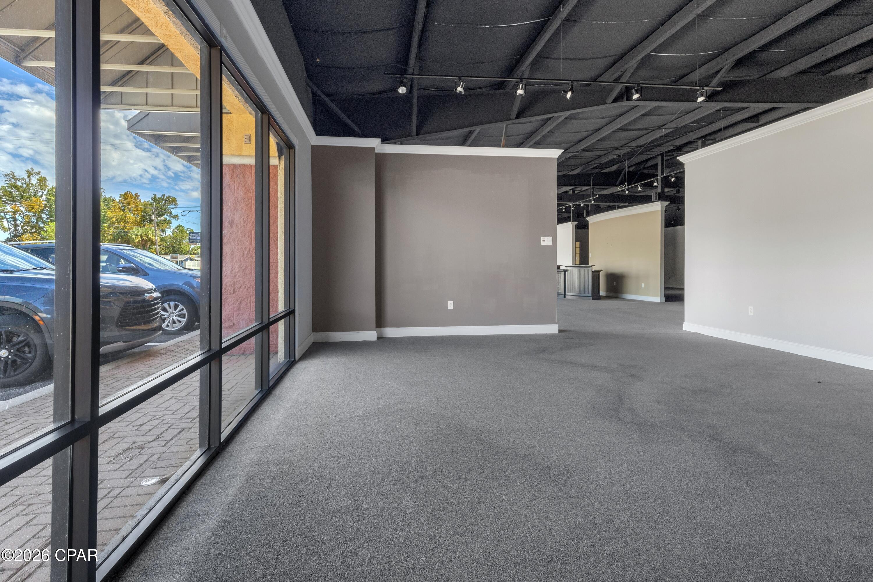 No Named Subdivision - Commercial Lease